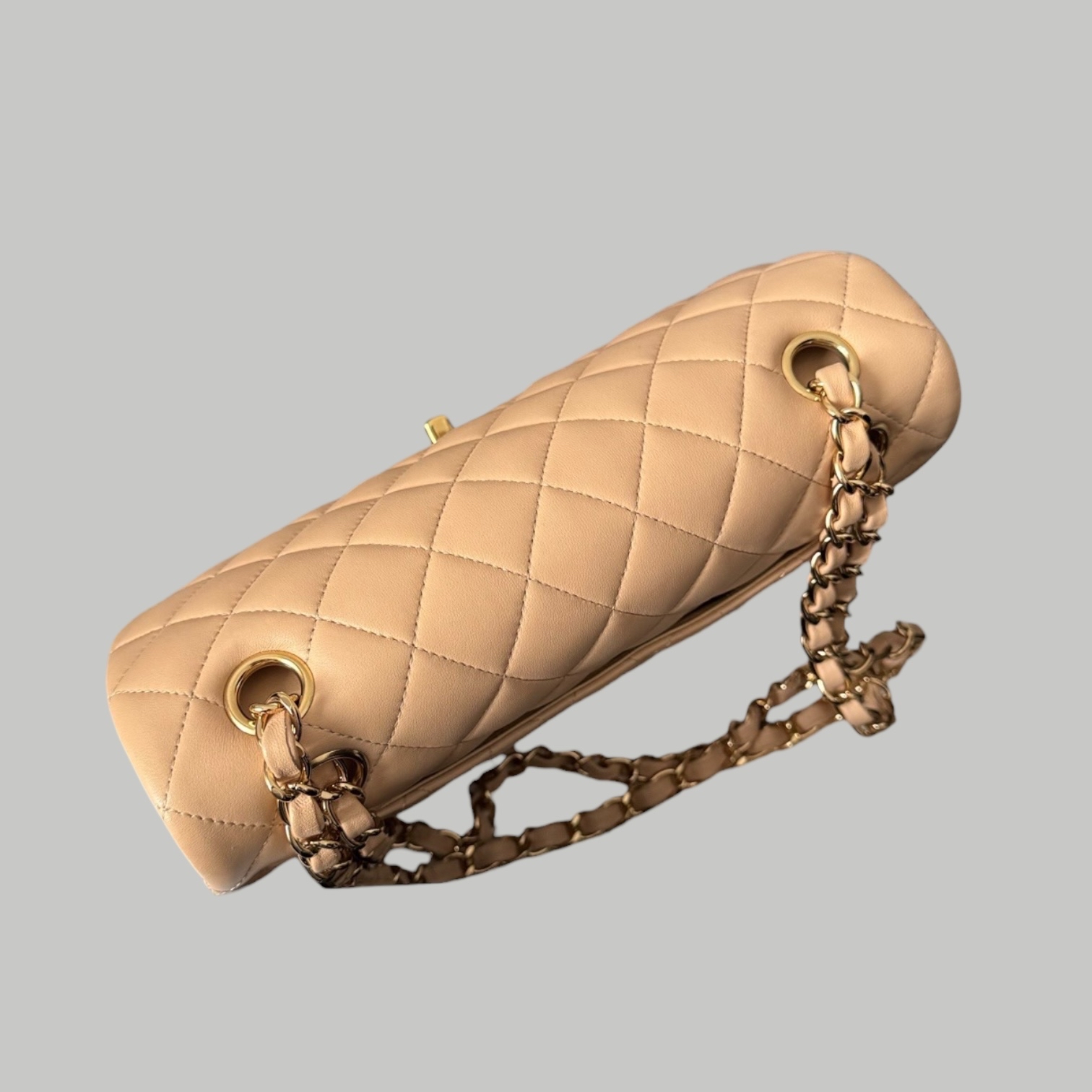 Chanel Lambskin 23cm 奶茶金扣