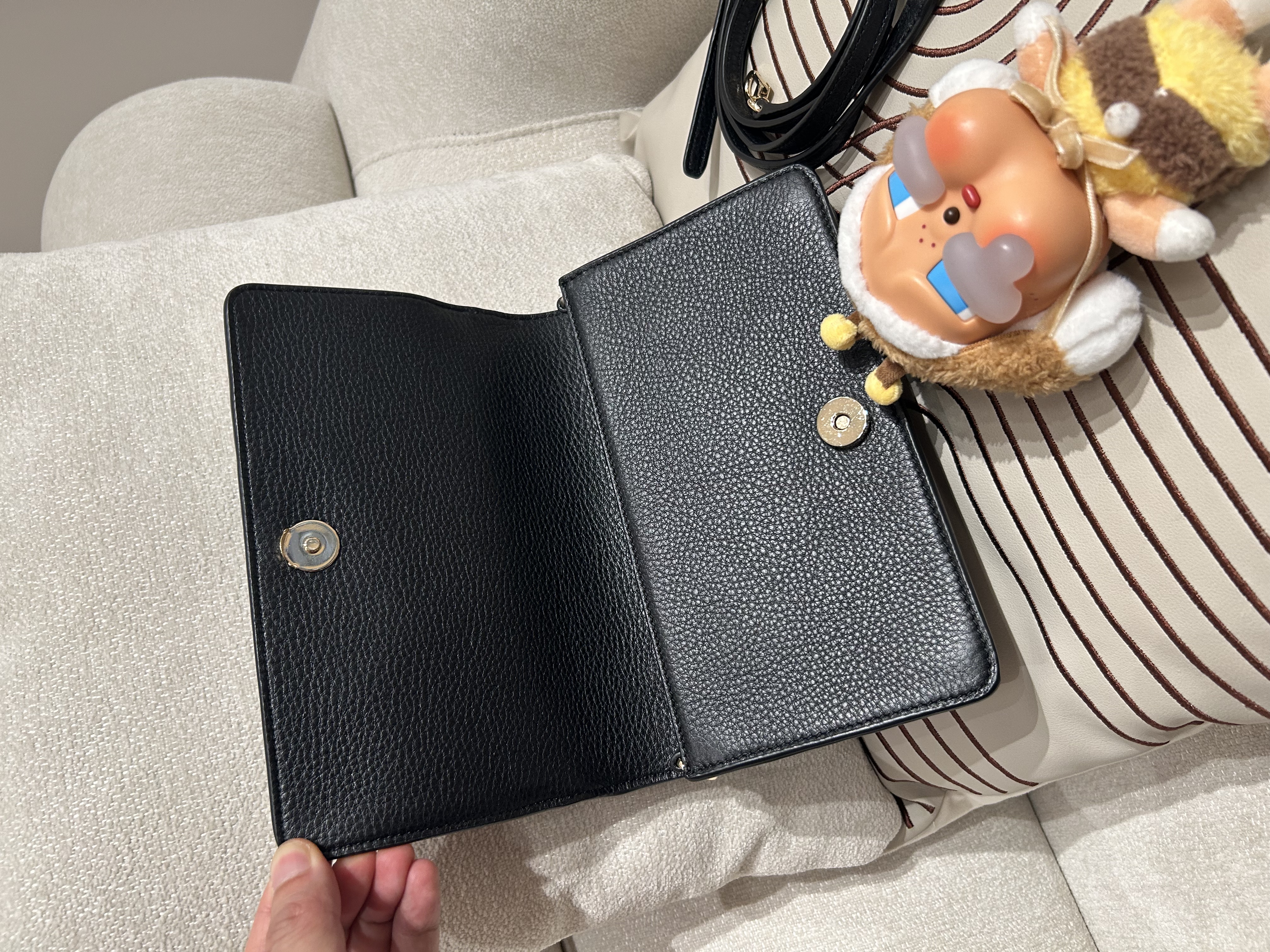 Tory Burch WOC Black Calfskin 100%Authentic, 95%New 