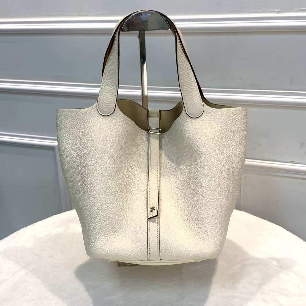 【熱門配色 】Hermes Picotin 22 菜籃子Nata奶油白拼啡色皮