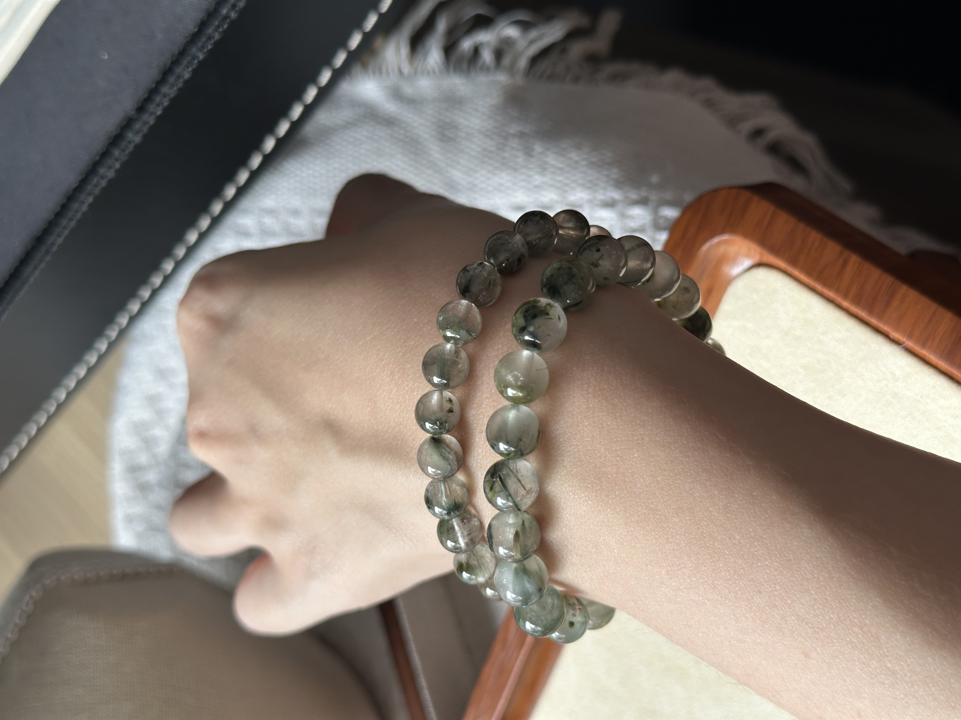 绿发晶 ｜ Green Rutile 