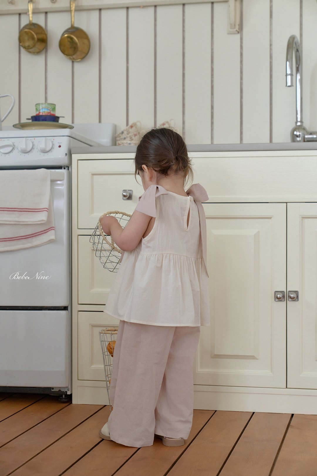 ☀️預訂 韓國直送☀️🇰🇷Bebenine兩色肩部大緞帶純棉背心