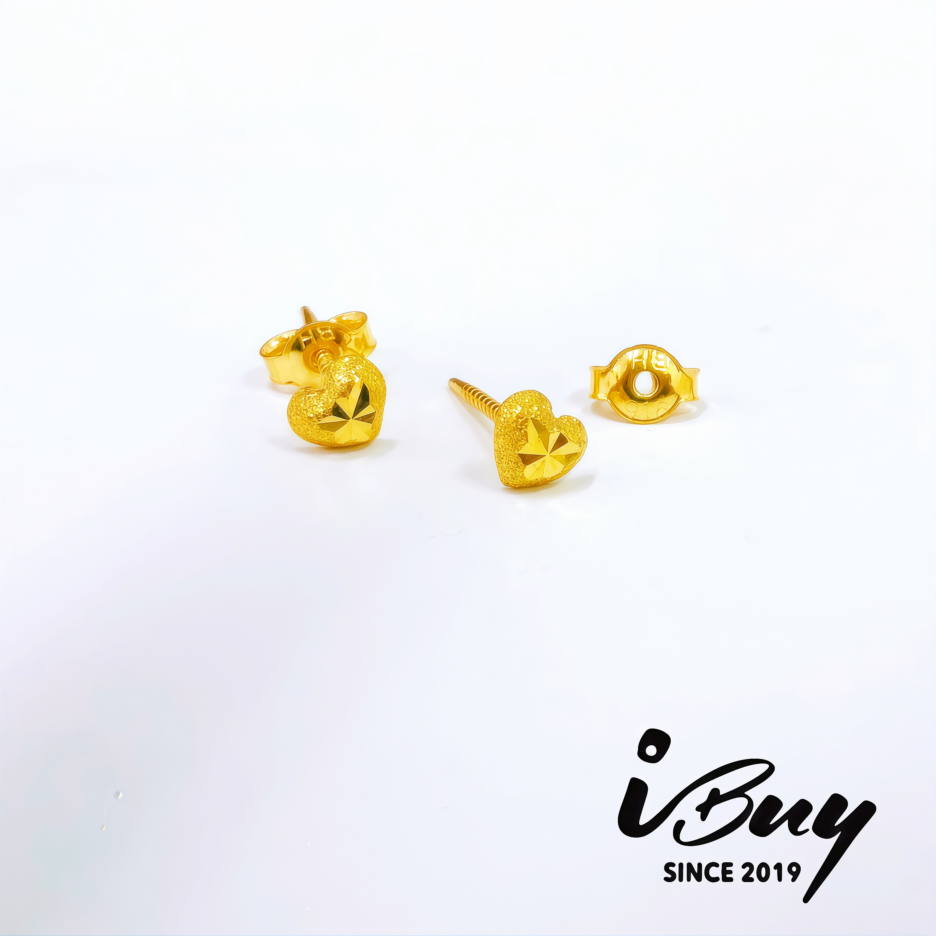 916 GOLD * LOVE EAR STUD 916 金 菱格米字爱心耳针