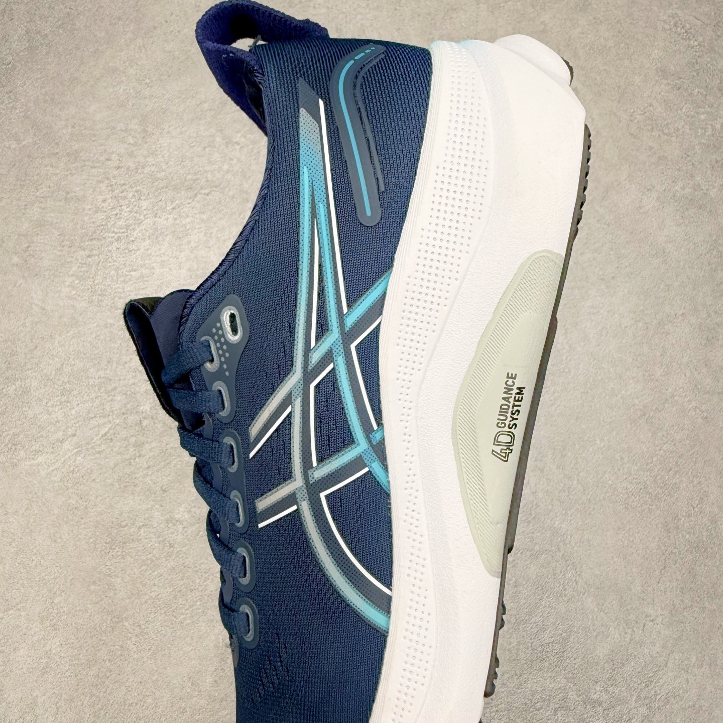 Asics Gel-Kayano 32