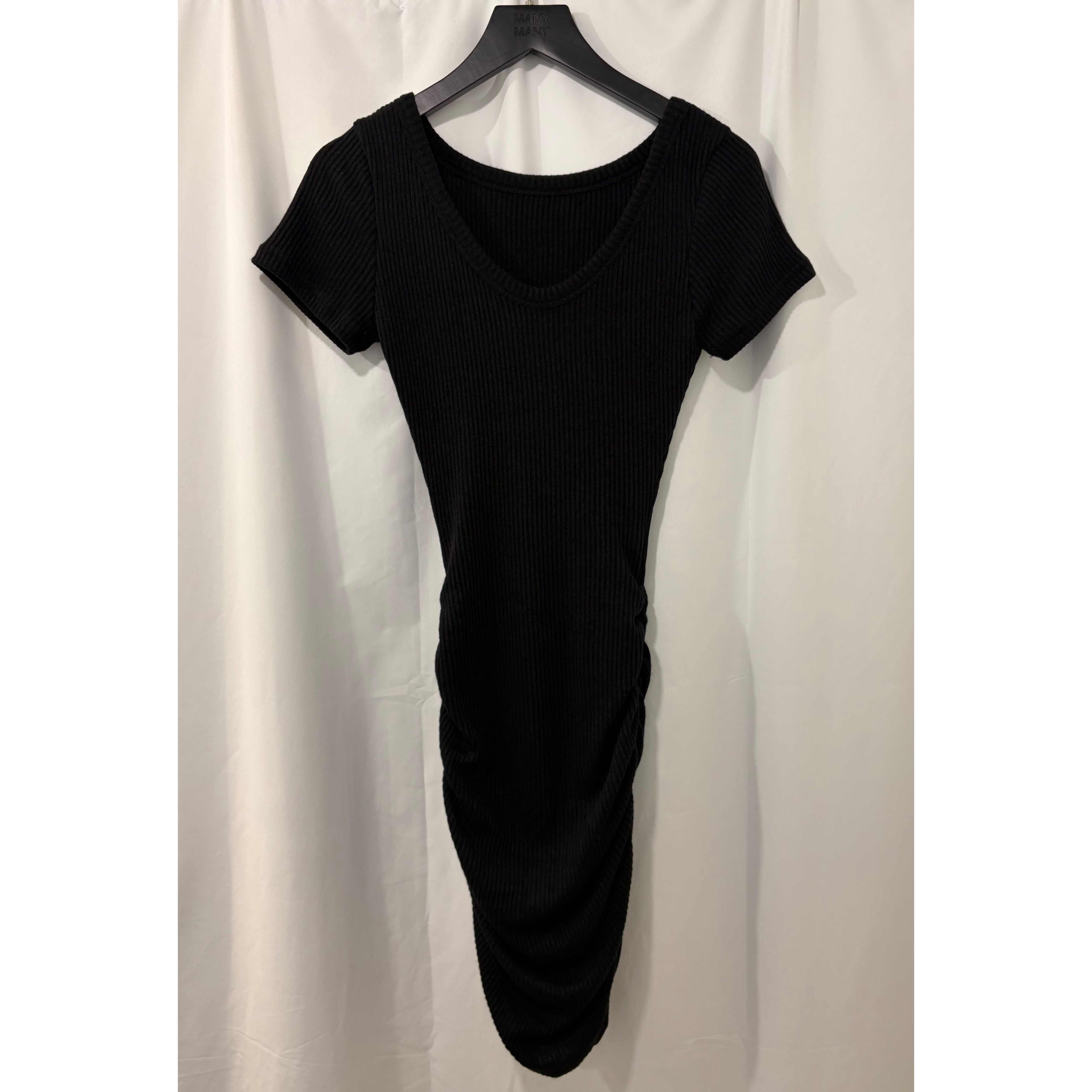 新品價4月22截🤍2604S《SSTRIPES U SLIM FIT OPS》