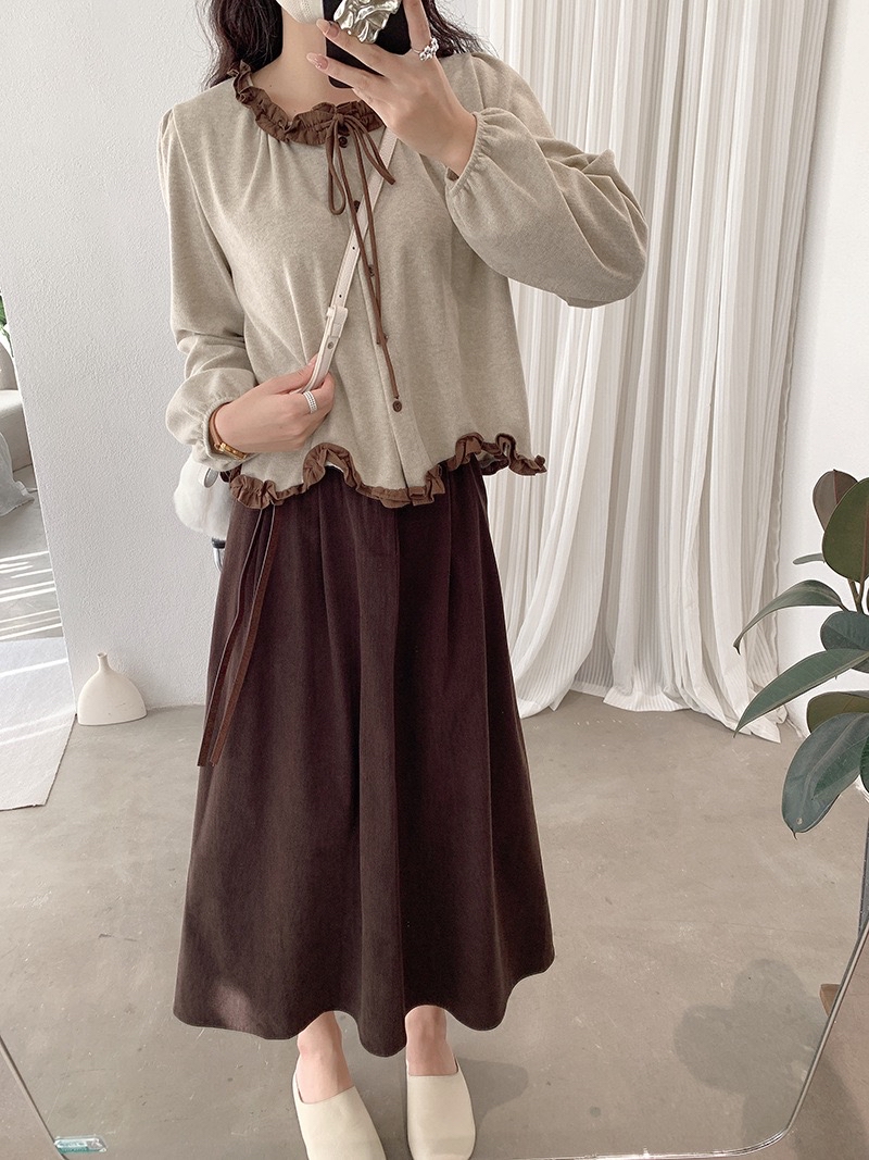 温柔风木耳边不规则波浪蝴蝶结上衣