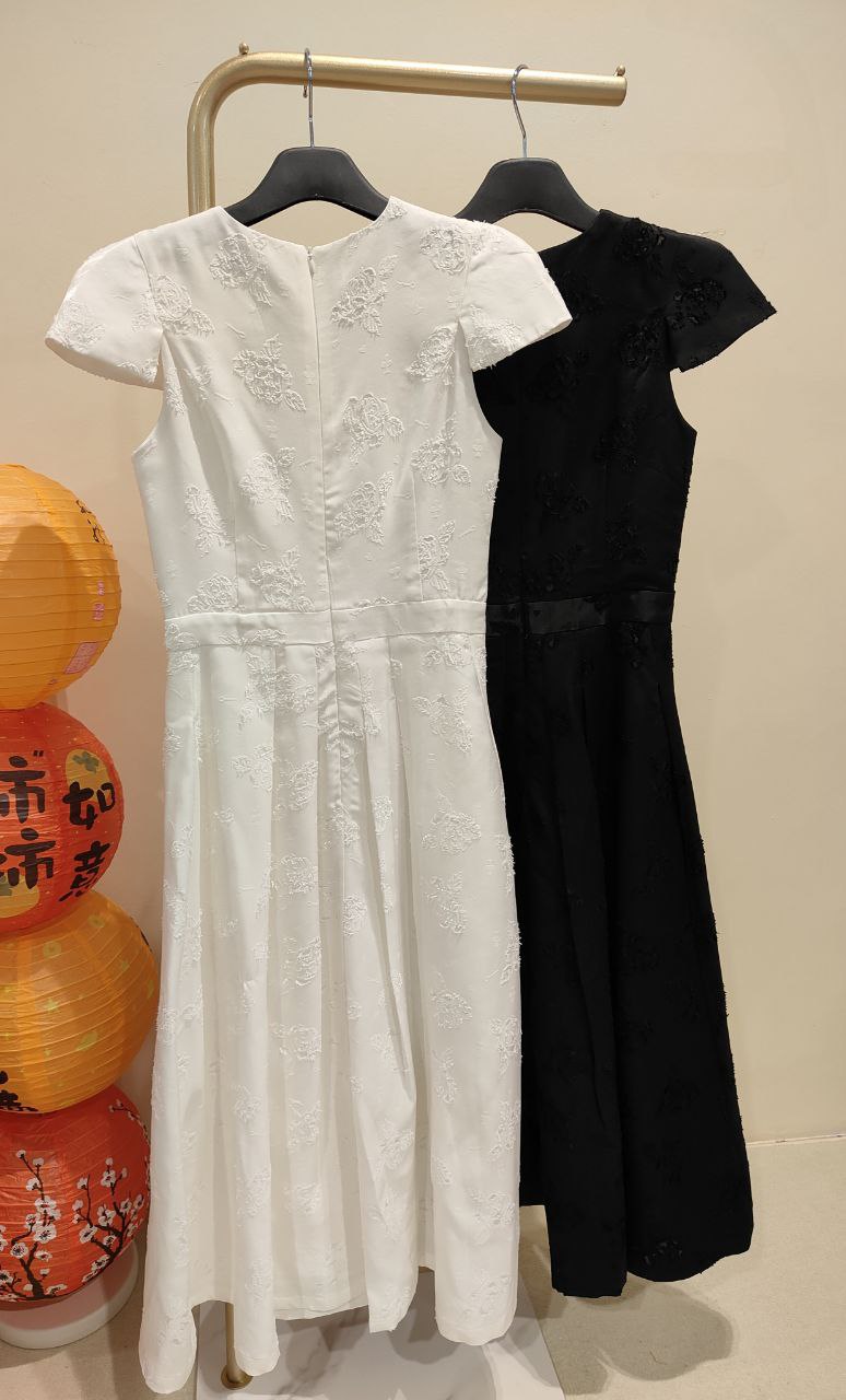 V领修身连身裙 2139