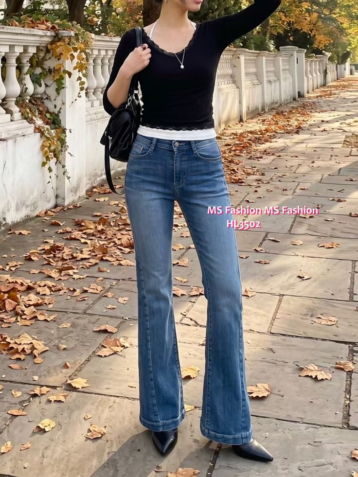 HL3502 韓國🍂Howluk秋版拼接喇叭牛