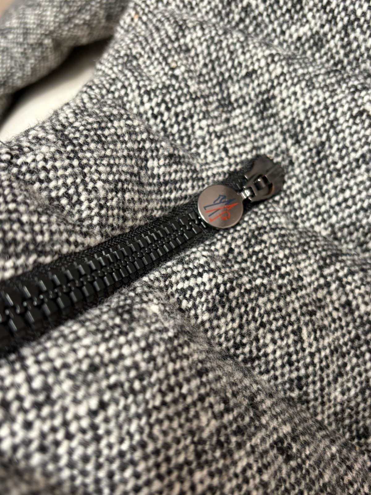 Moncler MONCLER outer Wool Down size:00 灰色羊毛羽絨 98%new