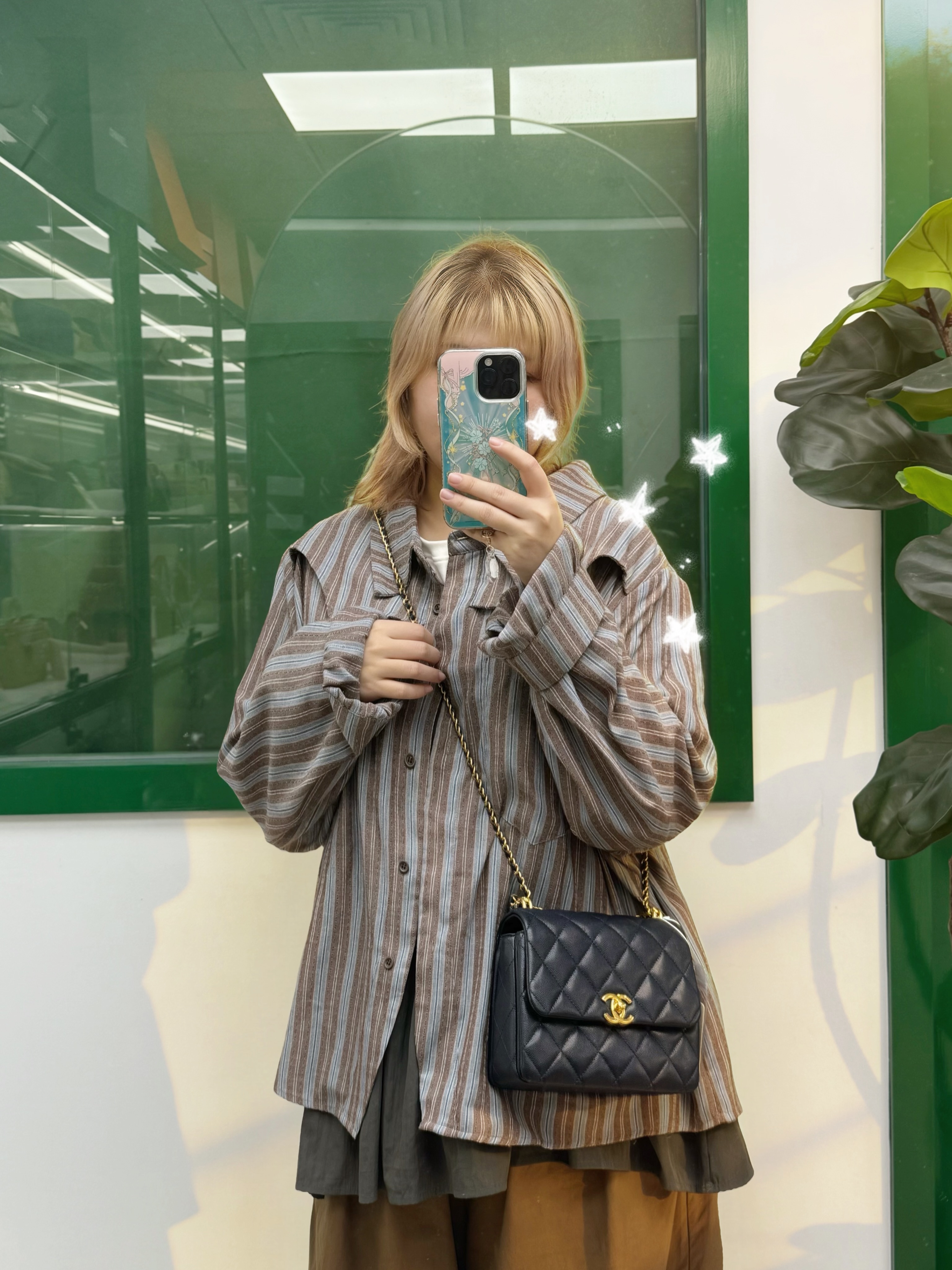 Chanel👜 PRE OWNED 🛍️ navy 22k 方胖子💙