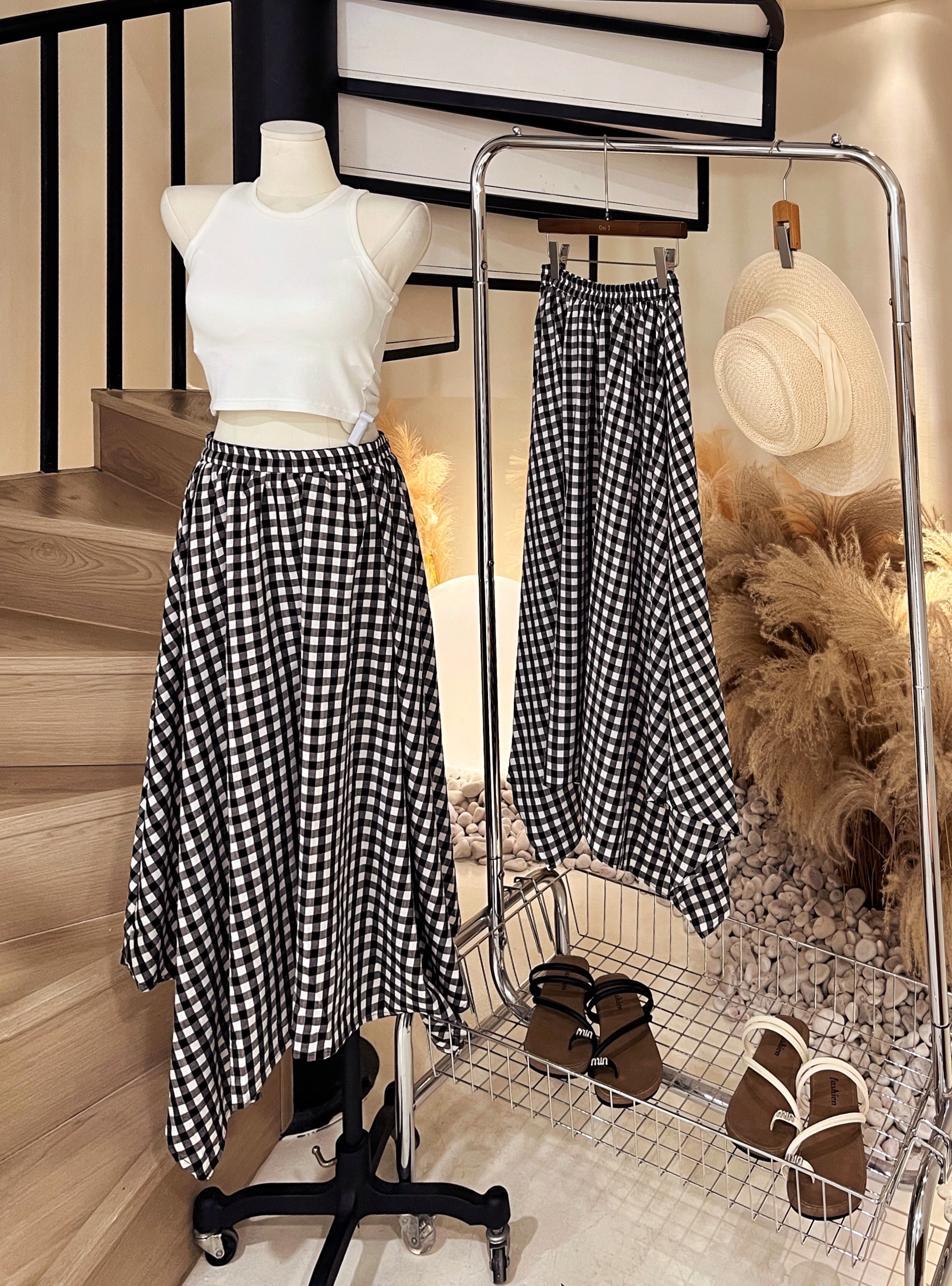 不规则格子弹力半裙