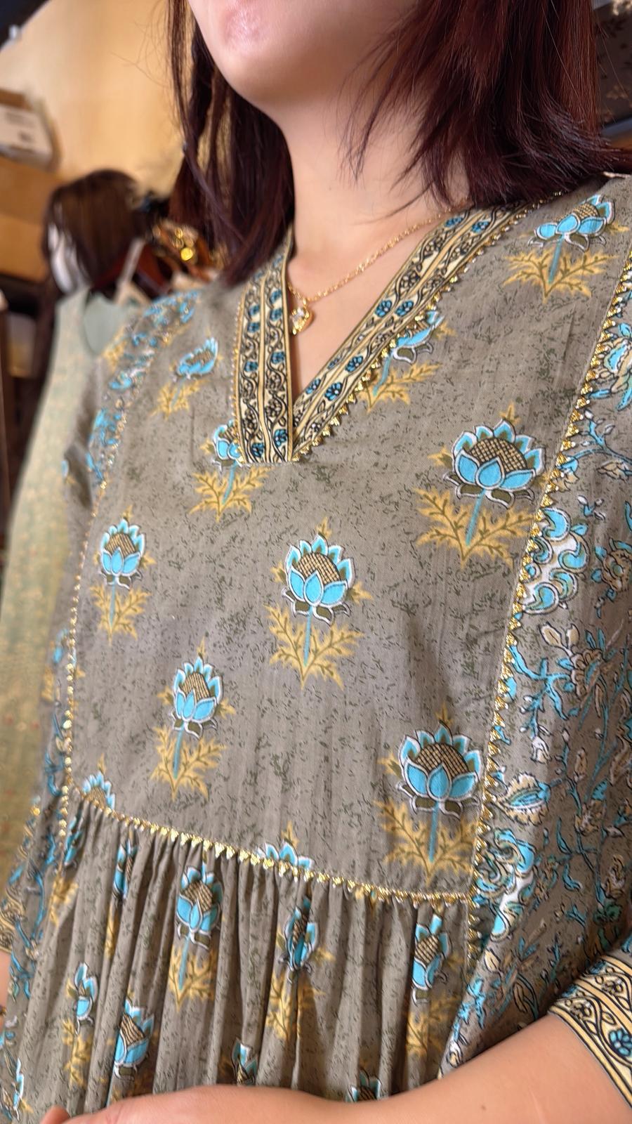 Grey Green Blockprint Mid OP #1403