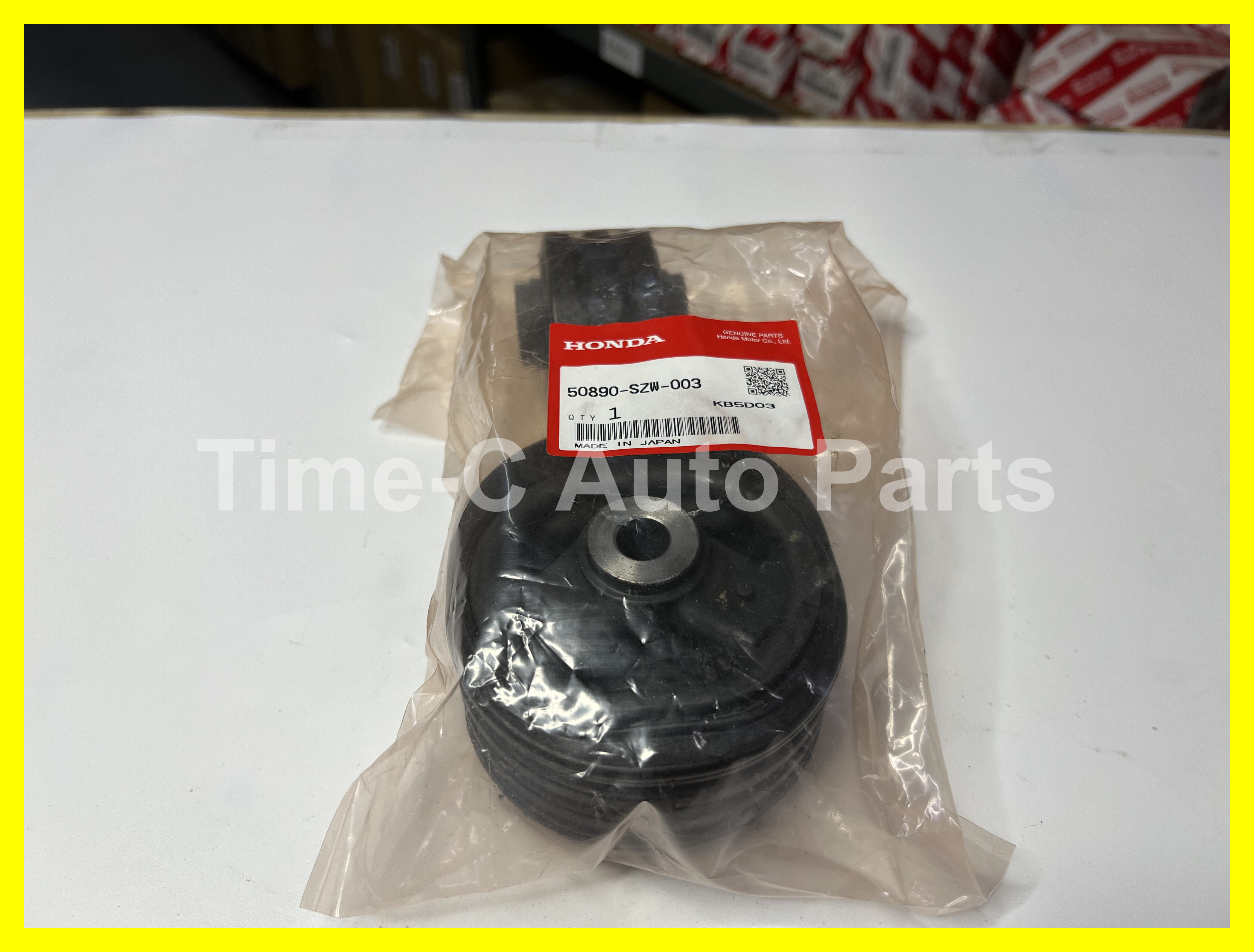 後機器膠 50890-SZW-003 - Honda Stepwgn RK