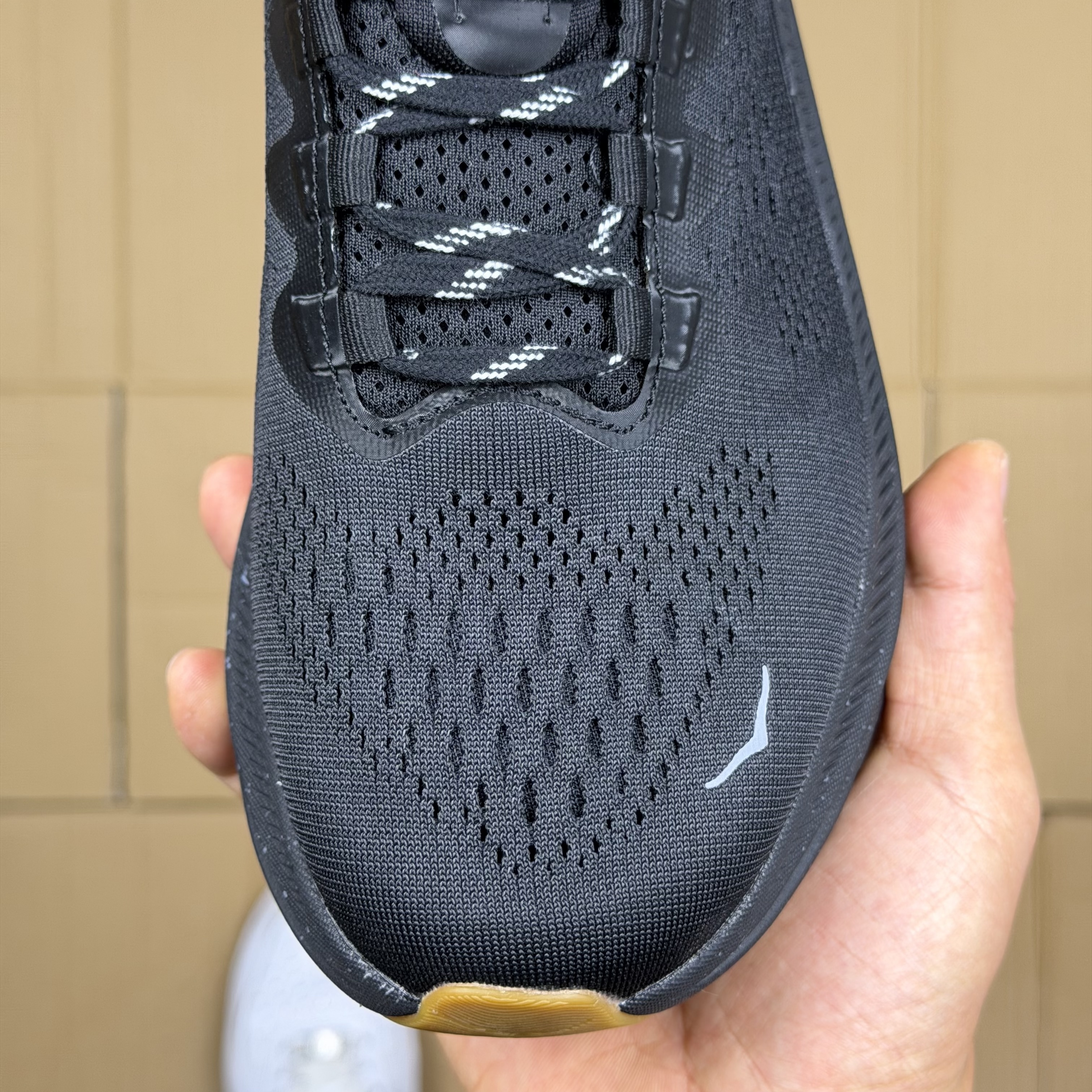 Hoka One One Kawaha 2