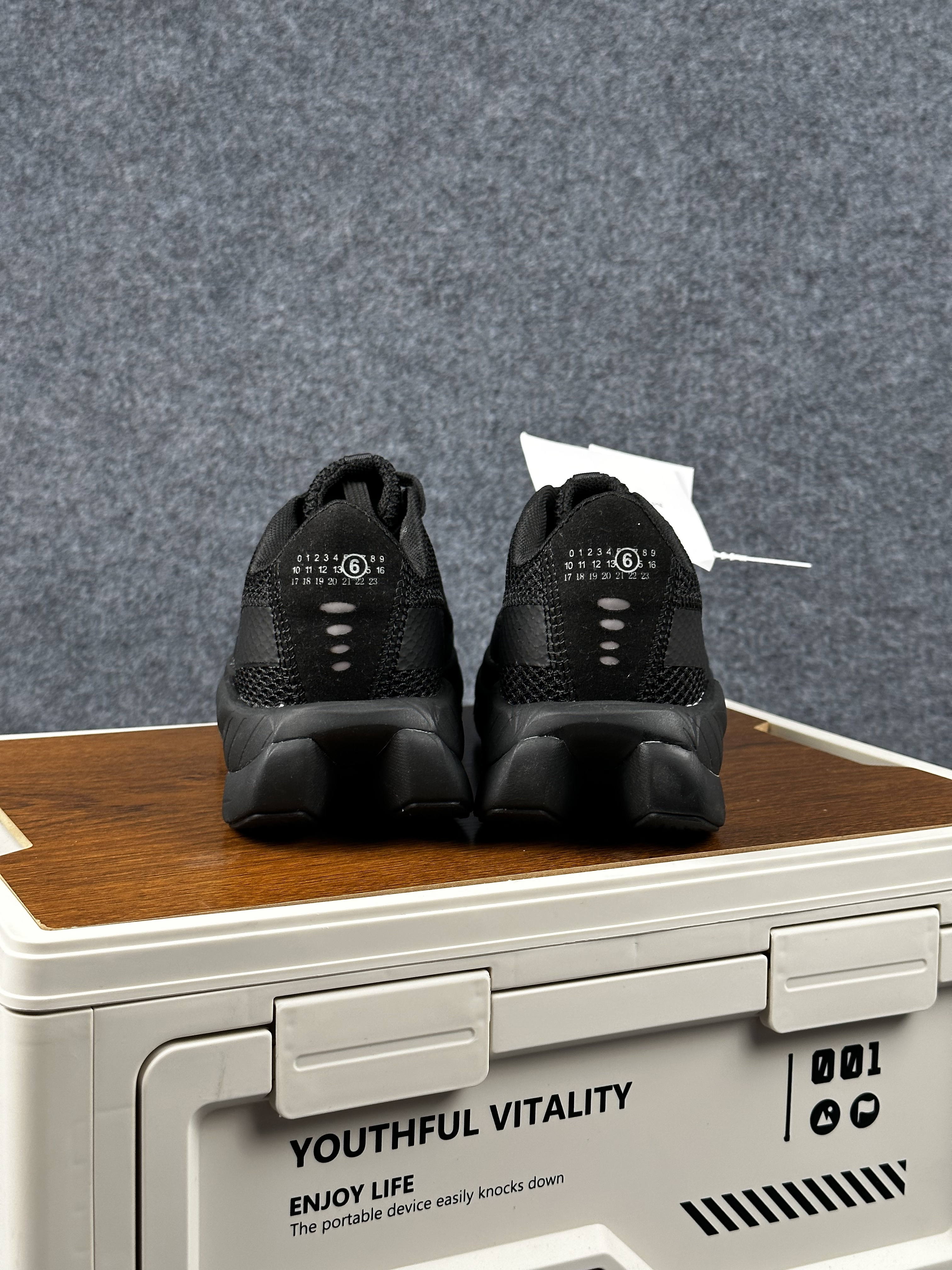 MM6 Maison Margiela X Salomon Spectur 2  