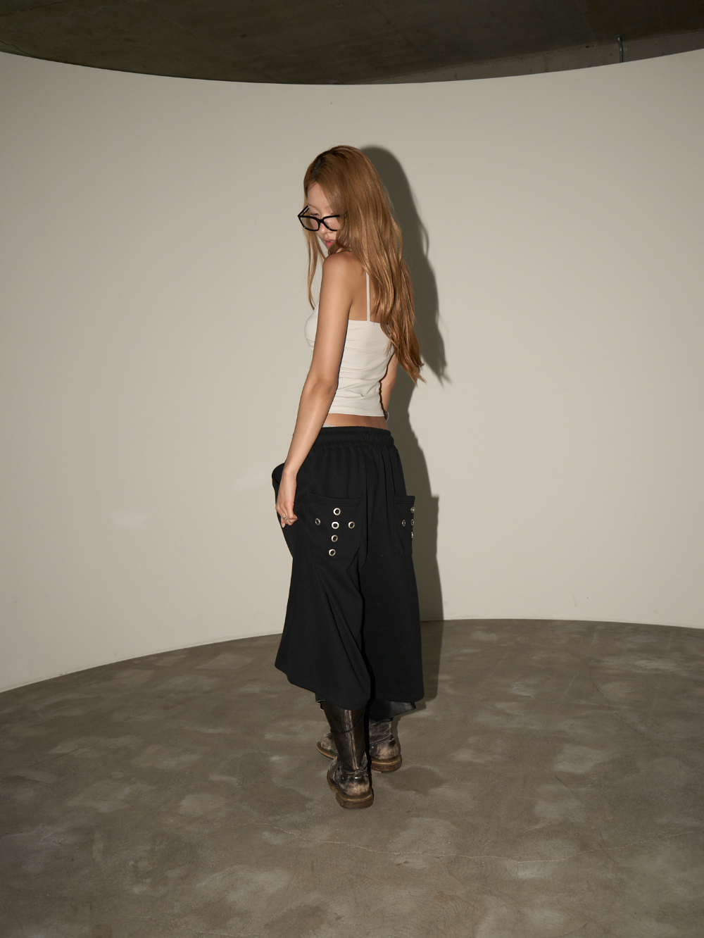 Back Pocket Eyelet Bermuda Pants