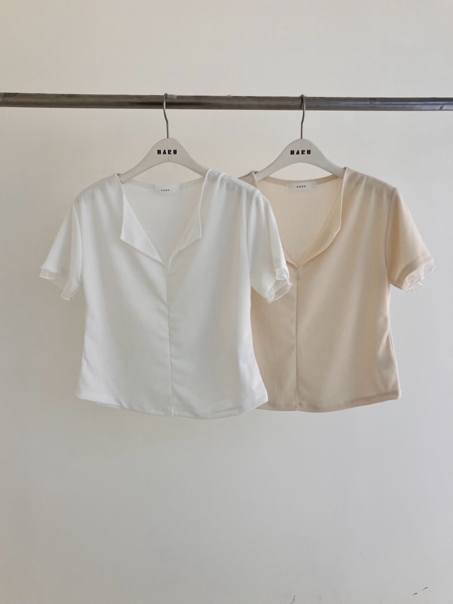 HA23 開襟V領袖口拼接蕾絲上衣