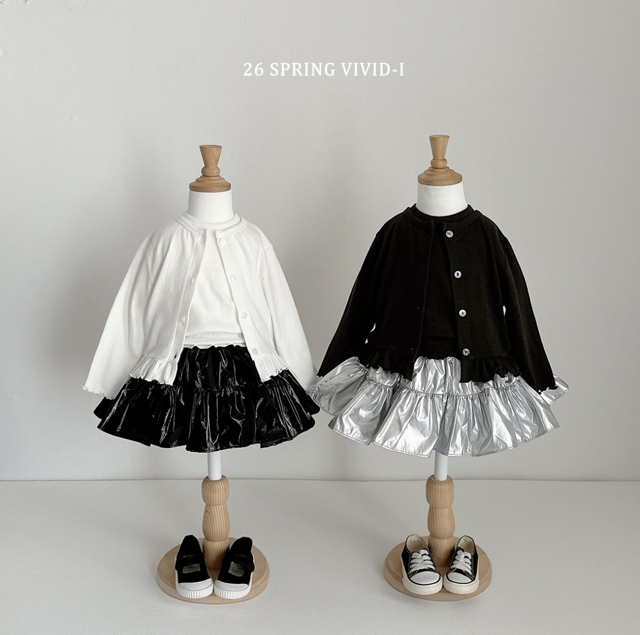 🌸預訂 韓國直送🌸🇰🇷VIVIDI三色雷射閃亮荷葉邊層疊短裙