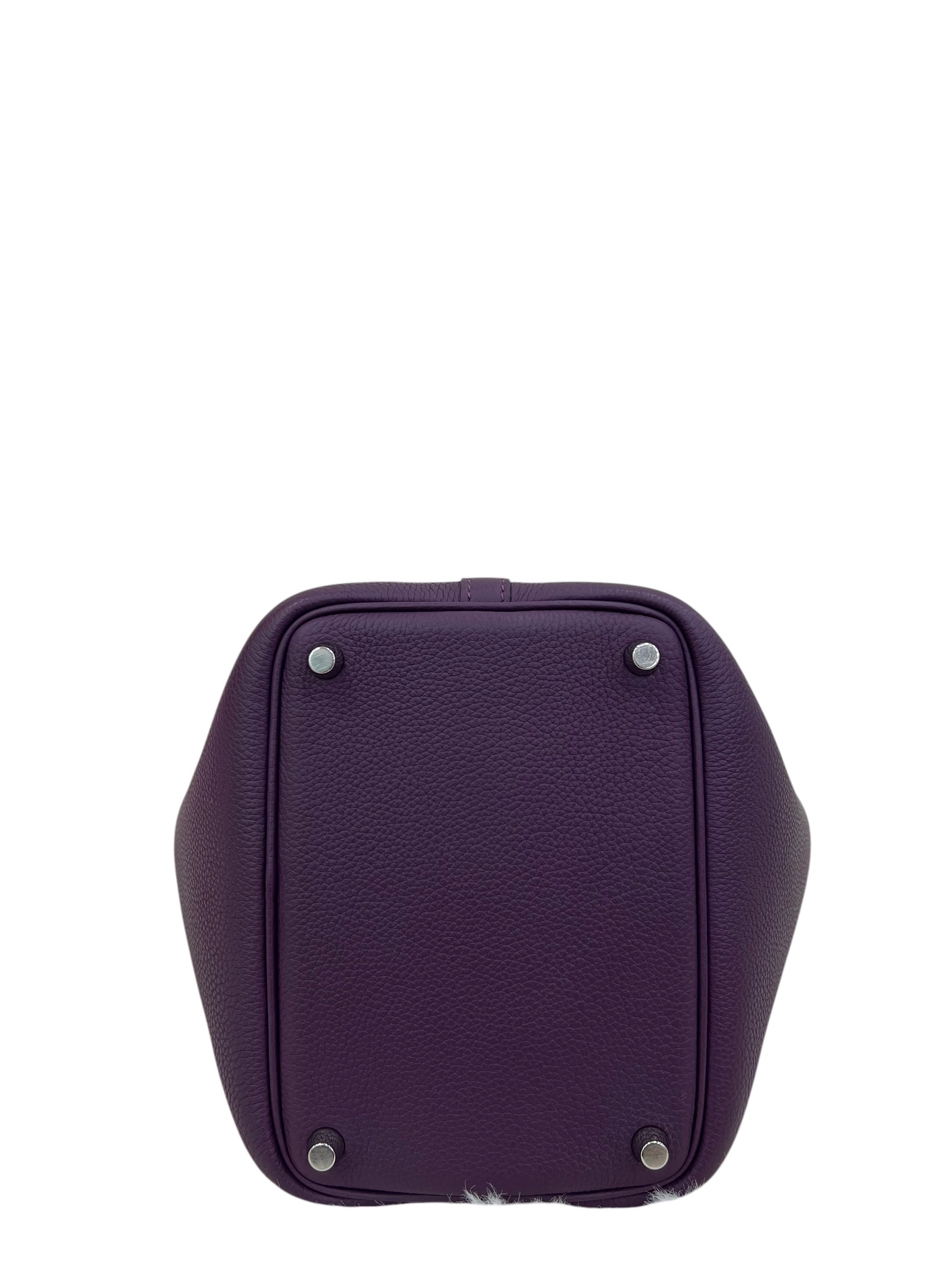 Pre-Owned HERMÉS P18 Stamp U / Product Code: 071702