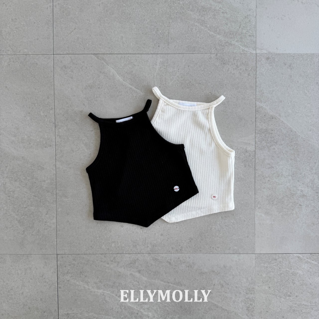 Clean V-cut Sleeveless