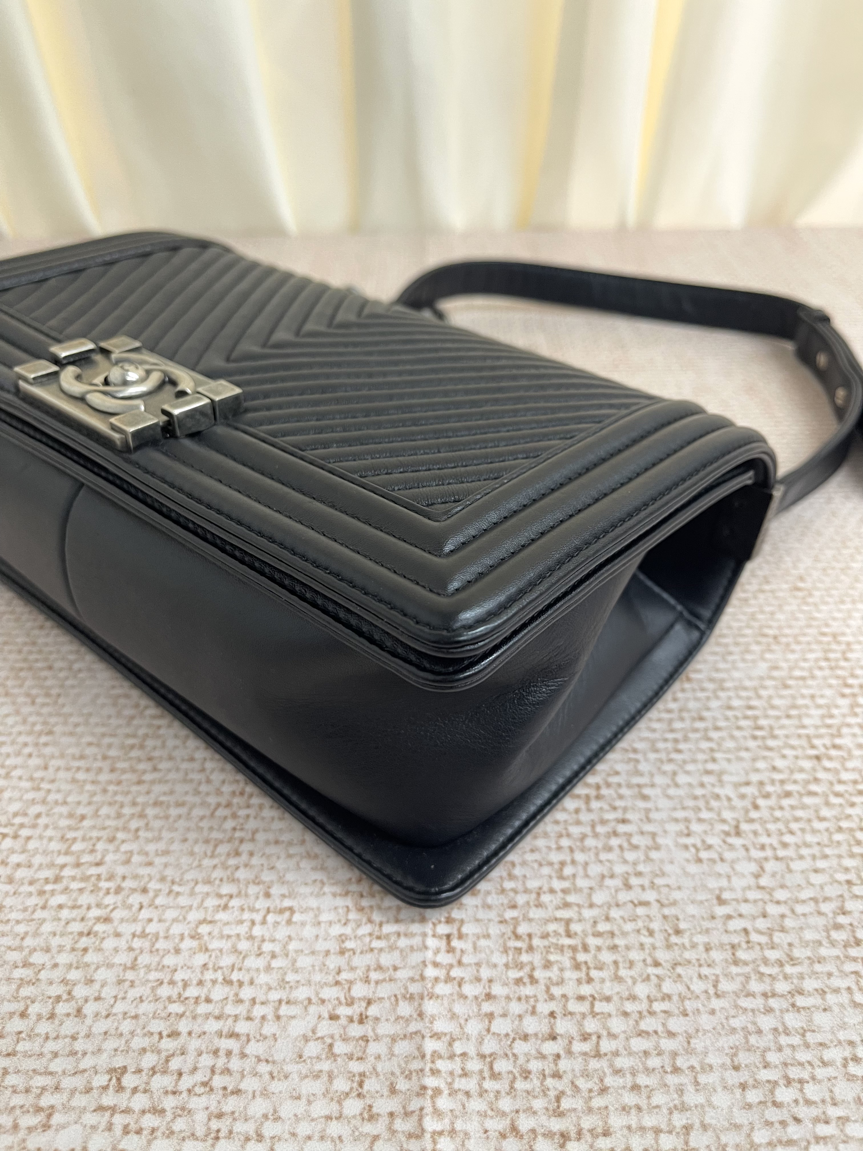 Pre-owned Chanel Boy/ Product Code: 26040610