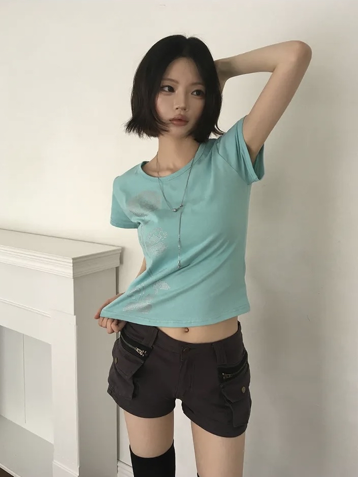 Pixel Rose Graphic Short Sleeve Top