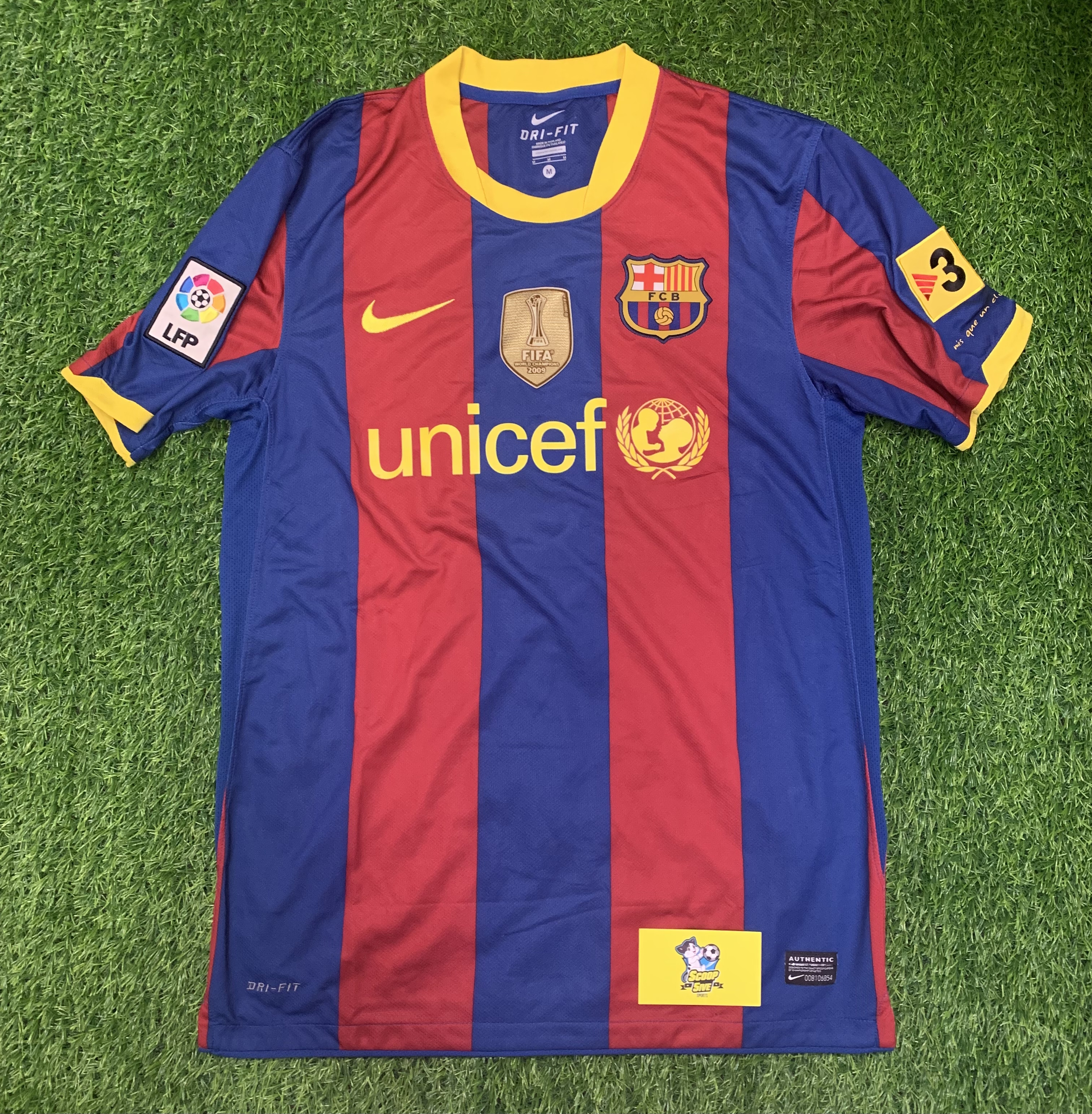 二手 80%新 2010-11 巴塞隆拿 主場 球迷版 短袖 連7 David Villa