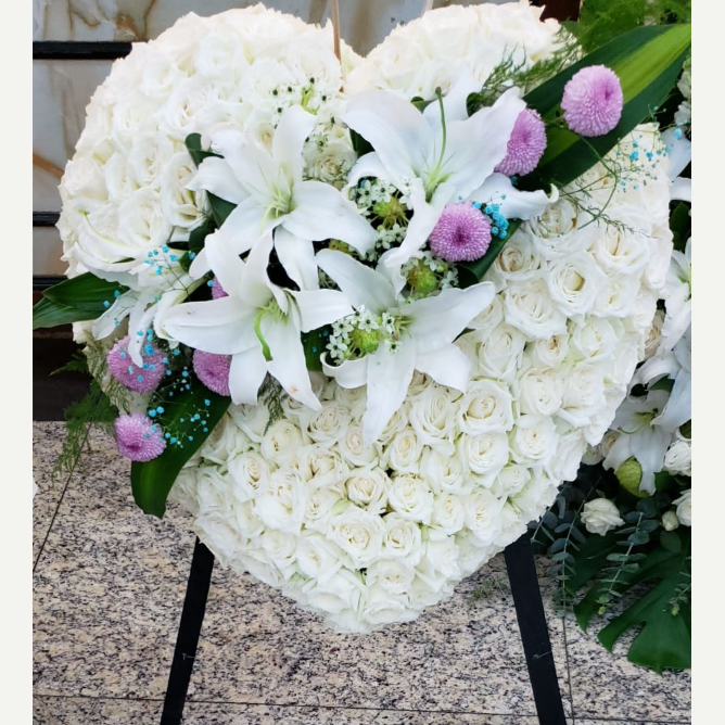 造型心型帛事花牌 E3