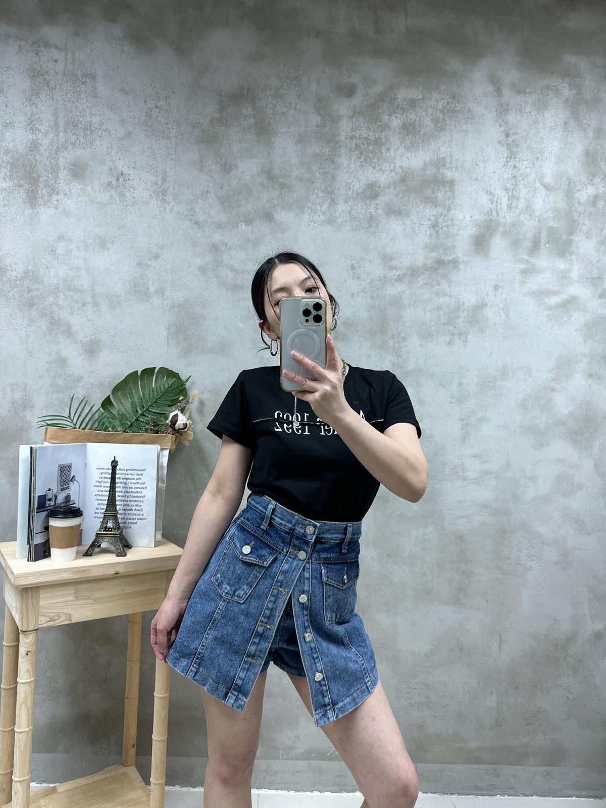 U13 介爛英文字Tee