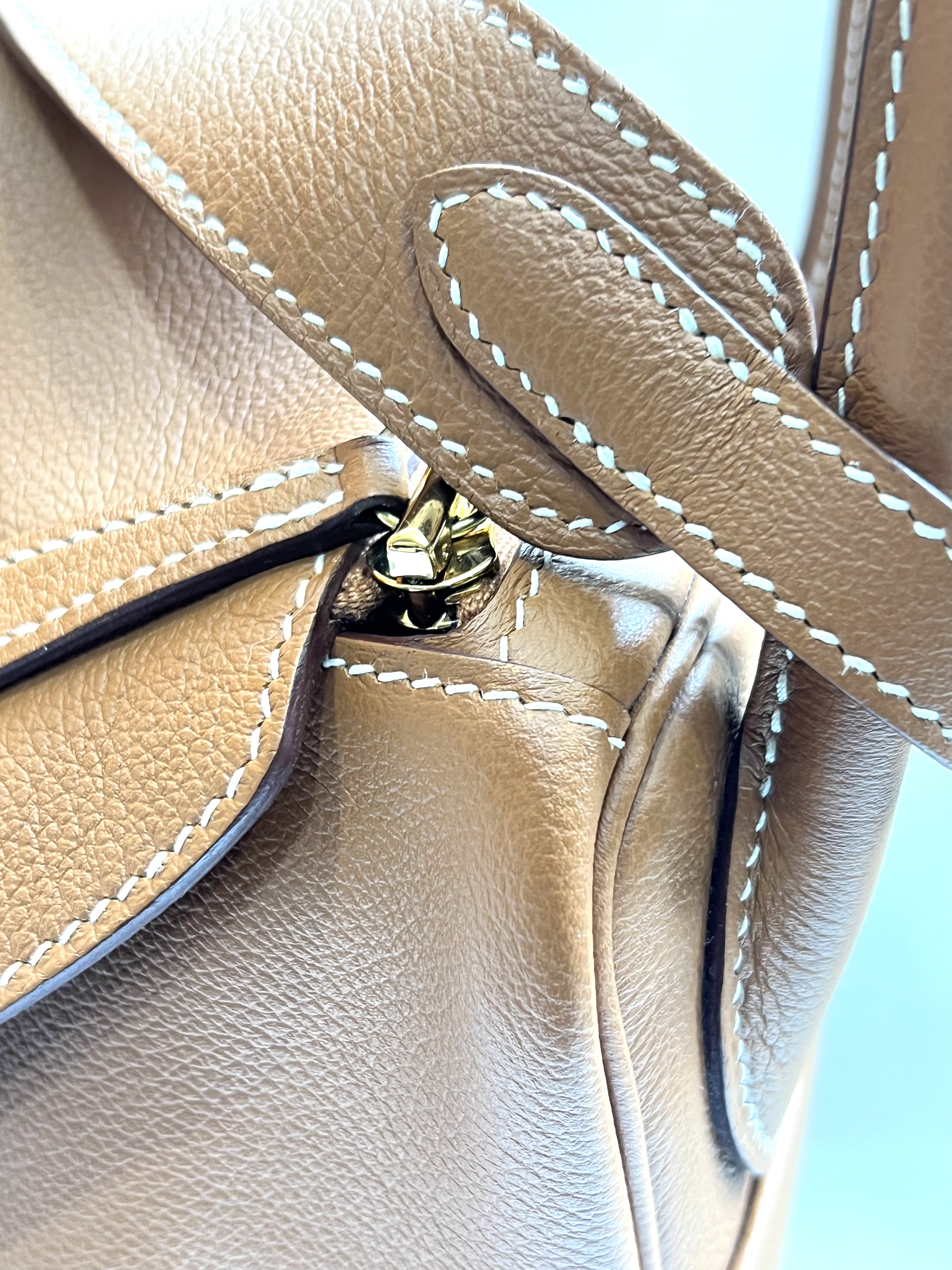 Pre-Owned HERMÉS Taurillon Clemence Lindy 30 Stamp D / Product Code: 26041635