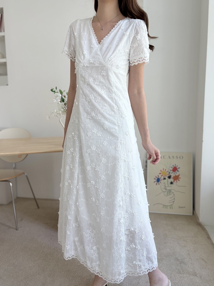 Aurelie Embroidered Dress (White)