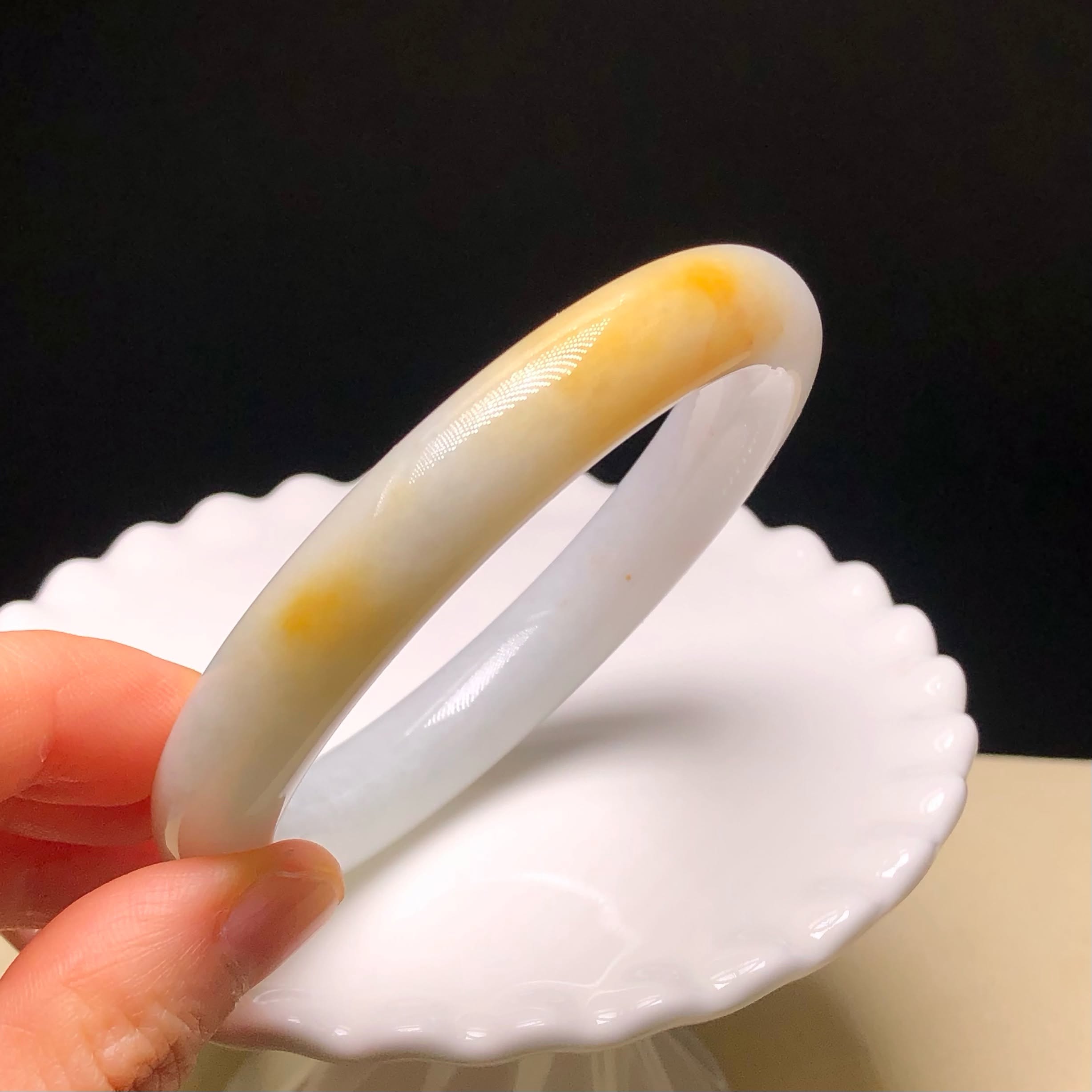 C06814 榚花糕圓鐲58.2mm