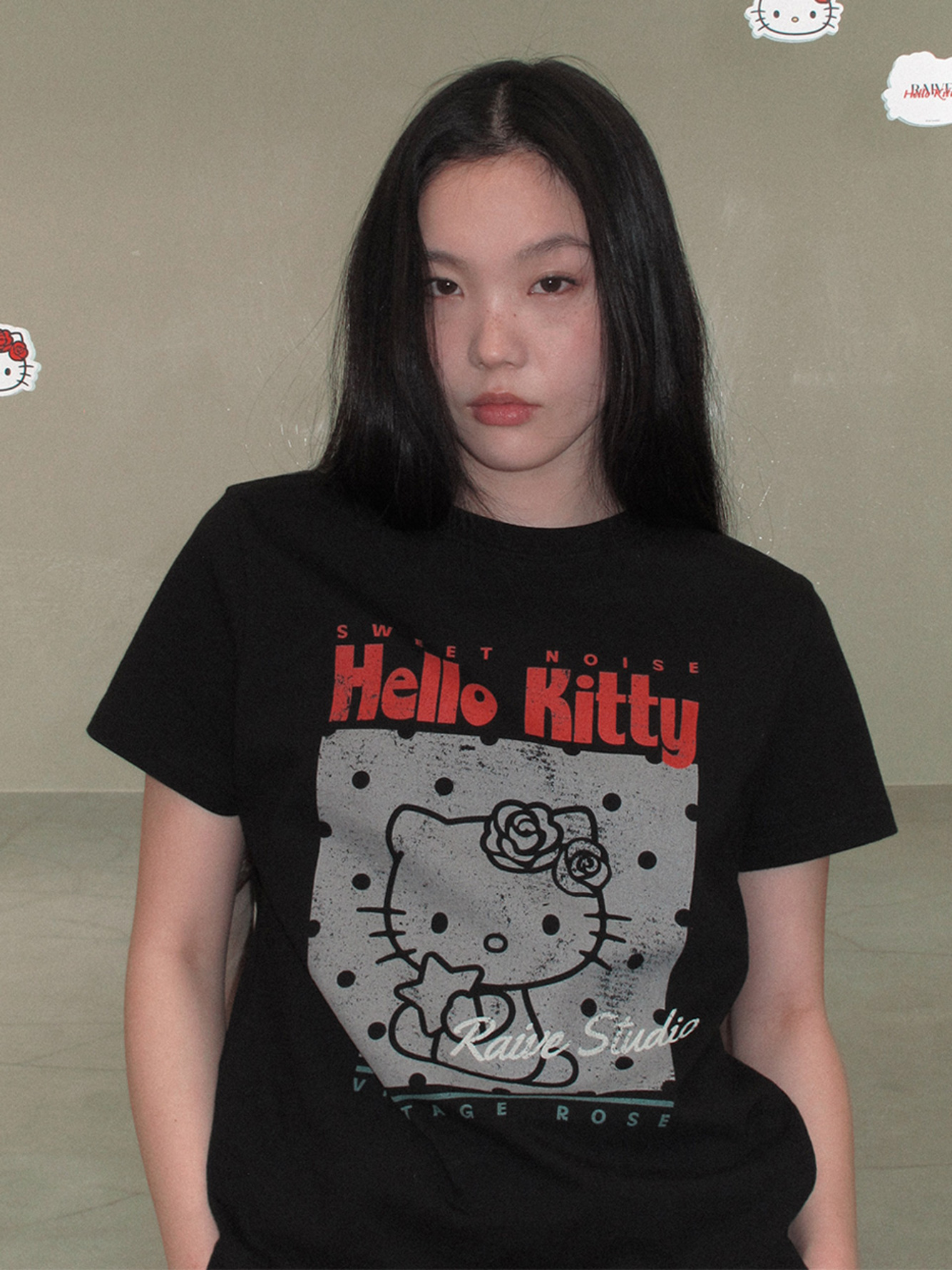 RAIVE × Hello Kitty｜Dot Graphic Tee