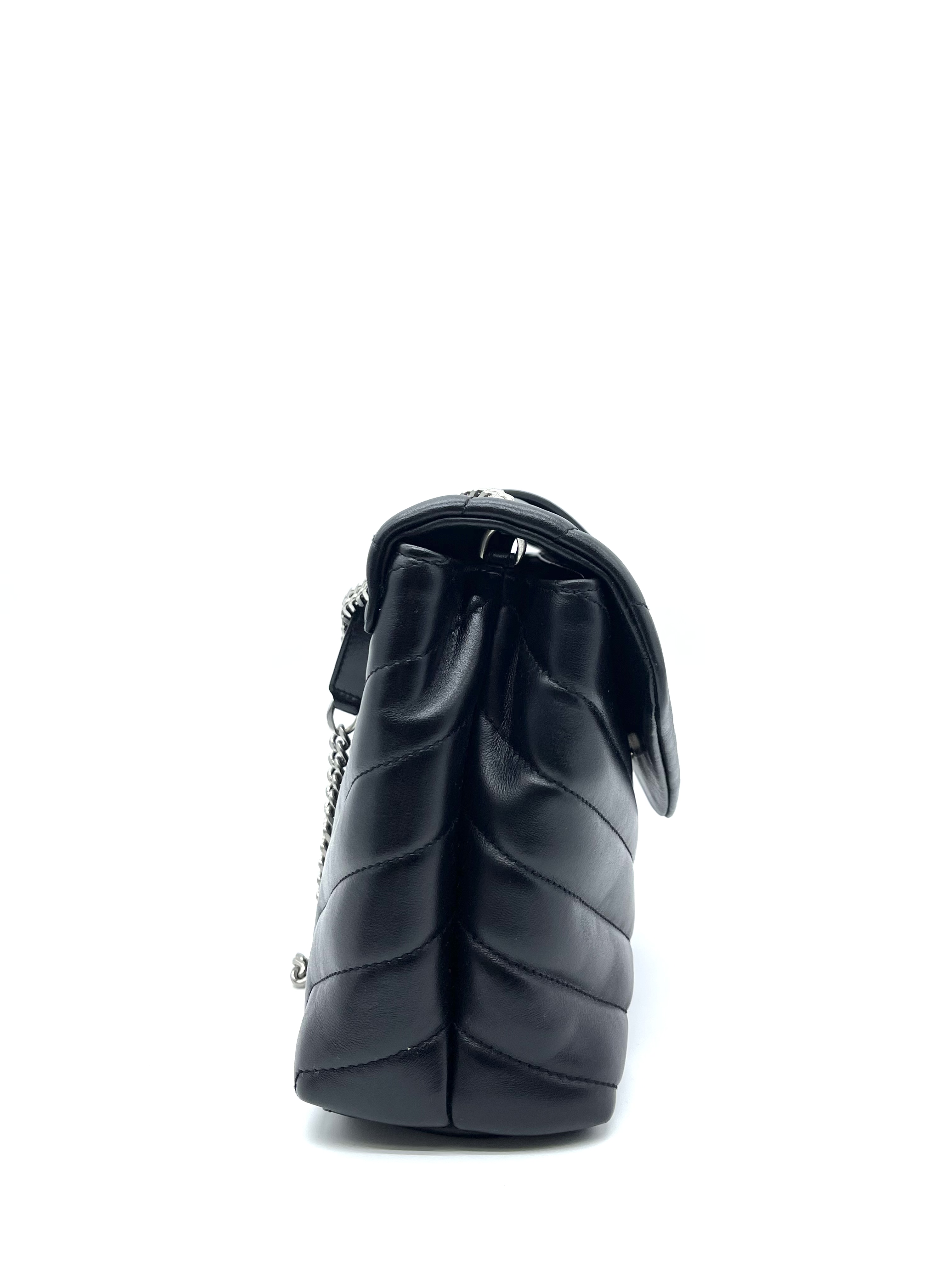 Pre-owned YSL Loulou : Product Code: 26032333