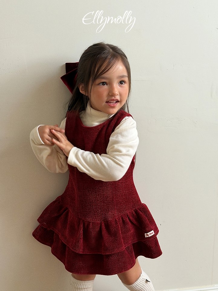 Ellymolly | Snow frill ops
