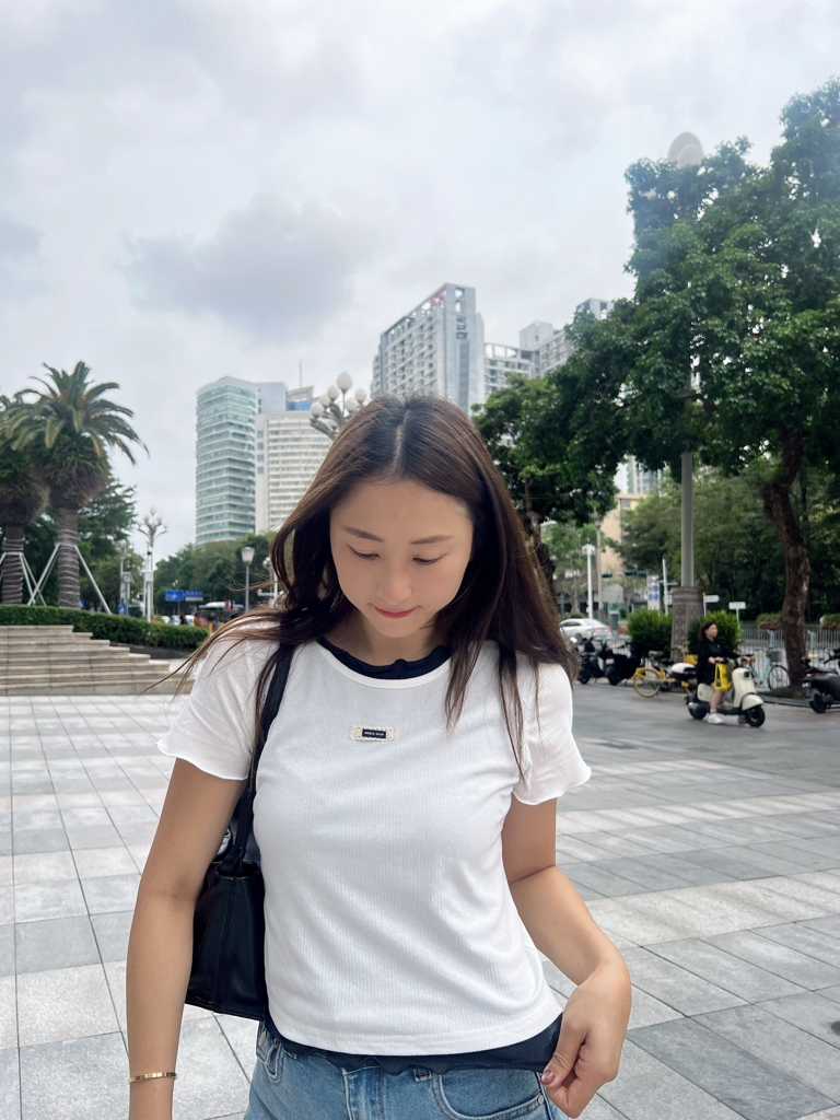 拼色木耳邊Tee（兩色）