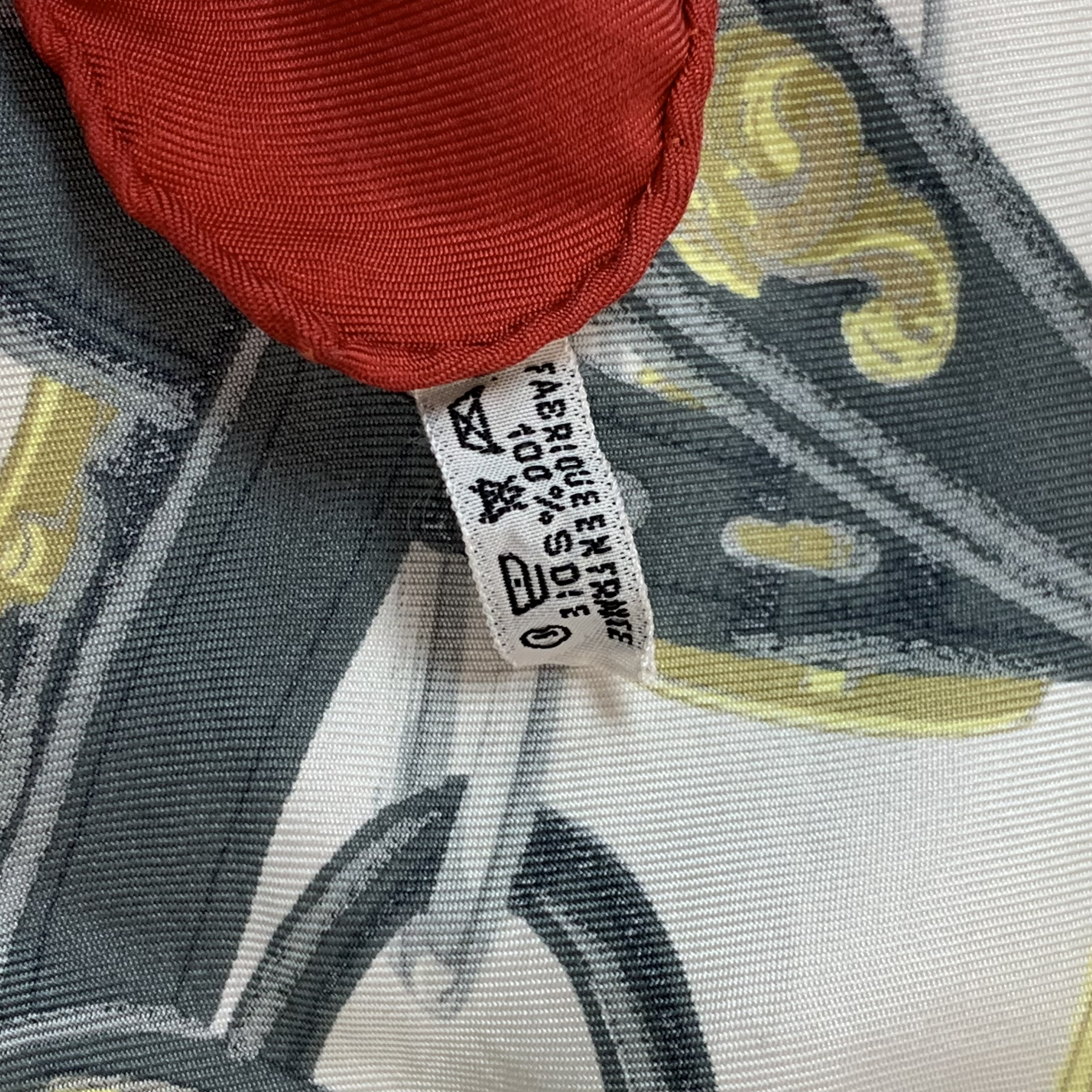 ✨Hermes婚禮金色馬車twilly Hermes Vintage Hermes Carre 90 “Brides de Gala” in Red Silk Scarf