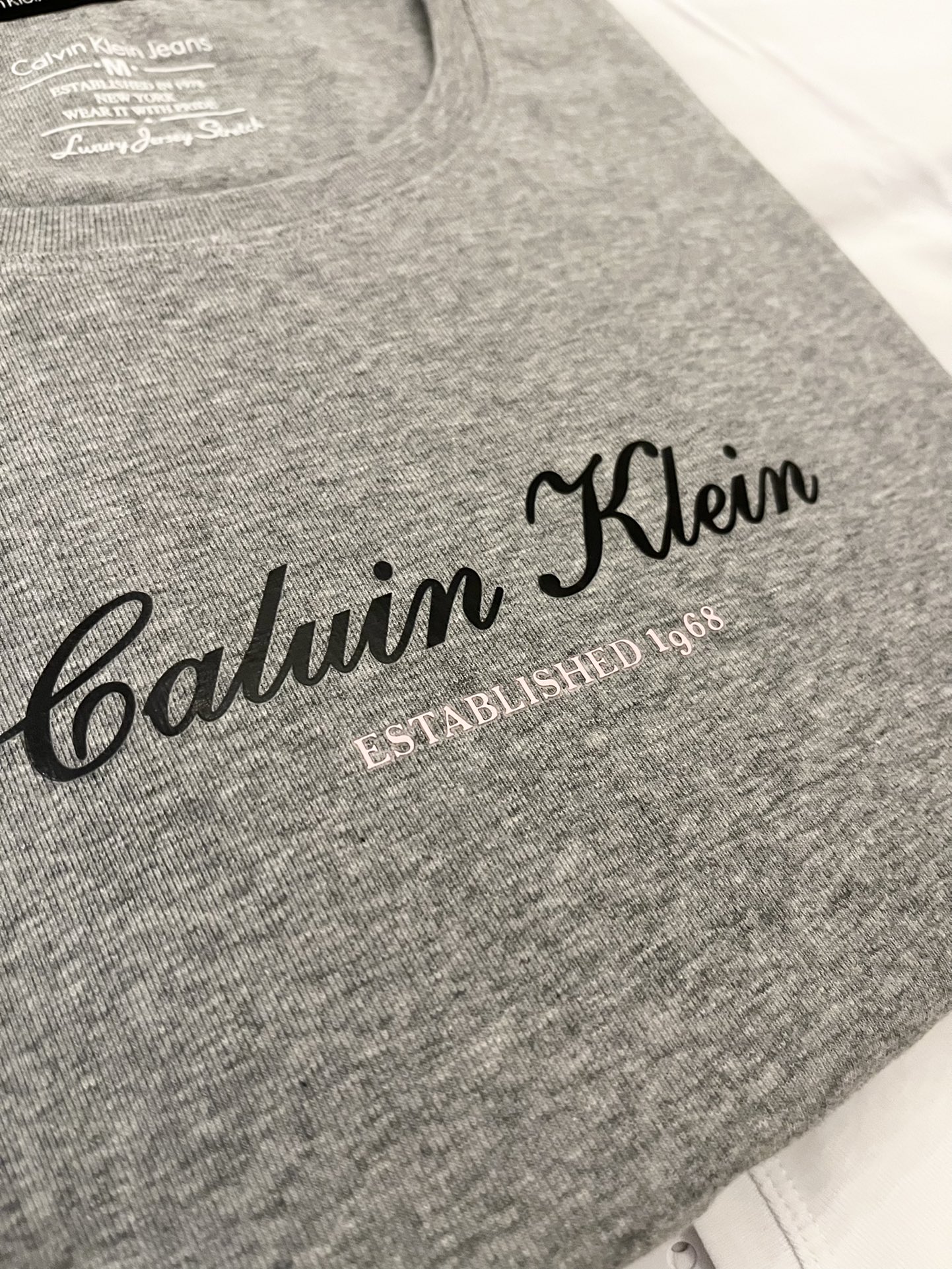 $188套。​🏠 CK 三色家居服套裝｜極致舒適之選 ☁️