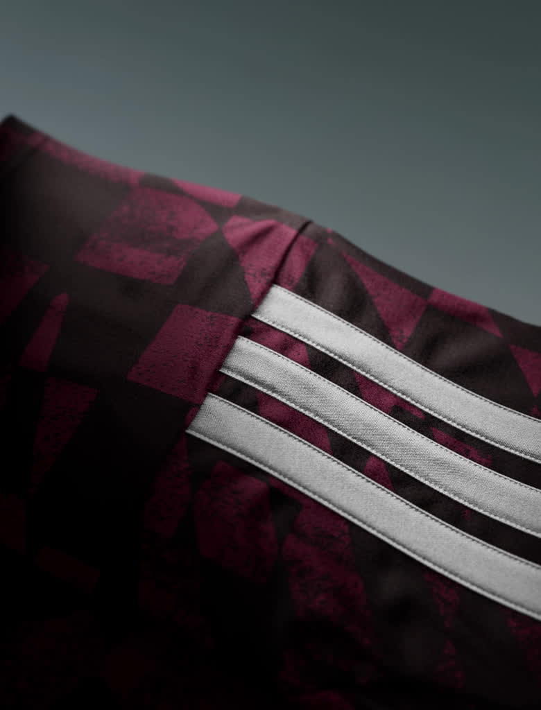 Adidas Liverpool 利物浦 2026-27 三客球迷版球衣 (可加印字章) KA6852