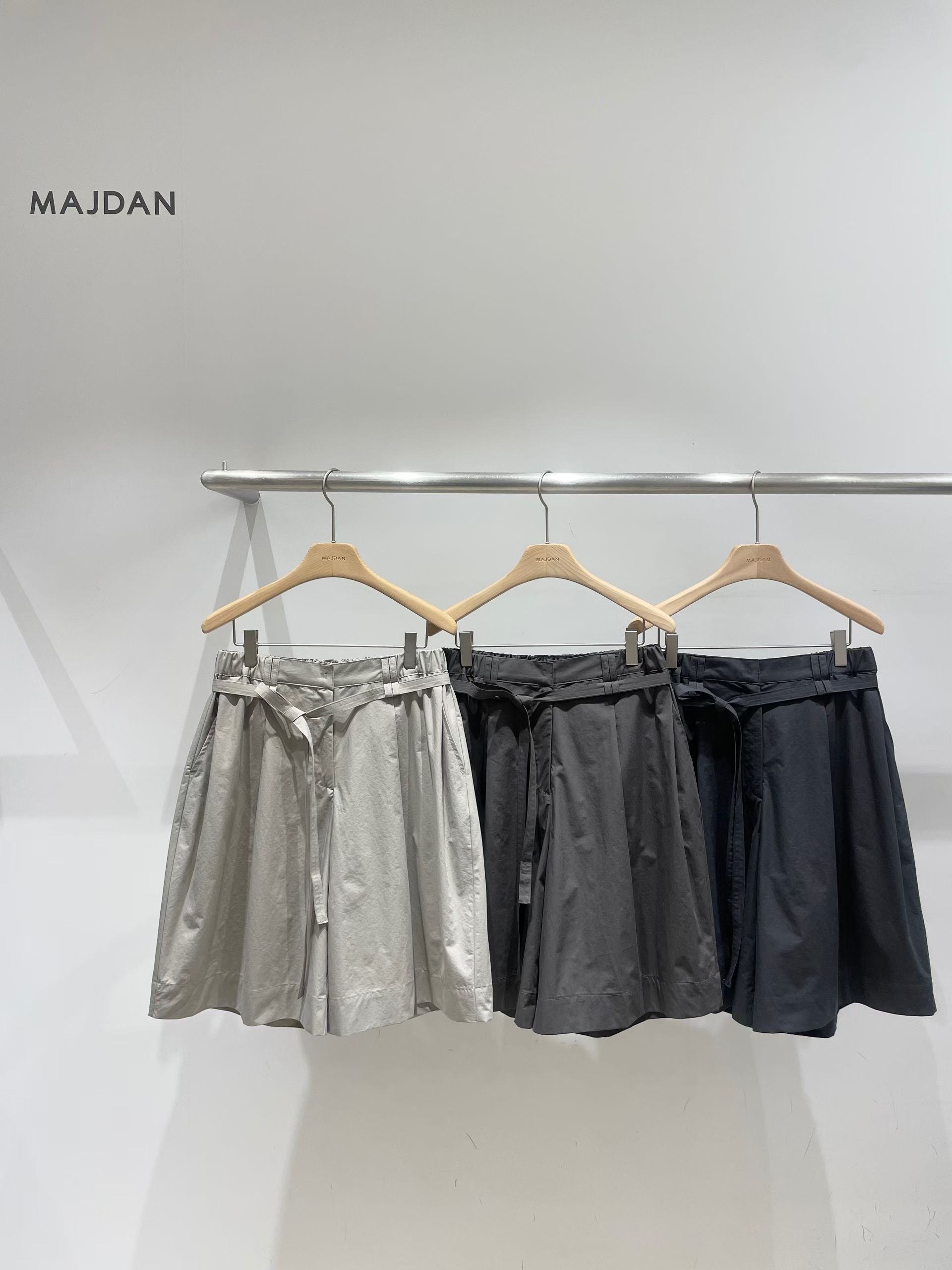 (2026SS) MAJDAN - SHORTS