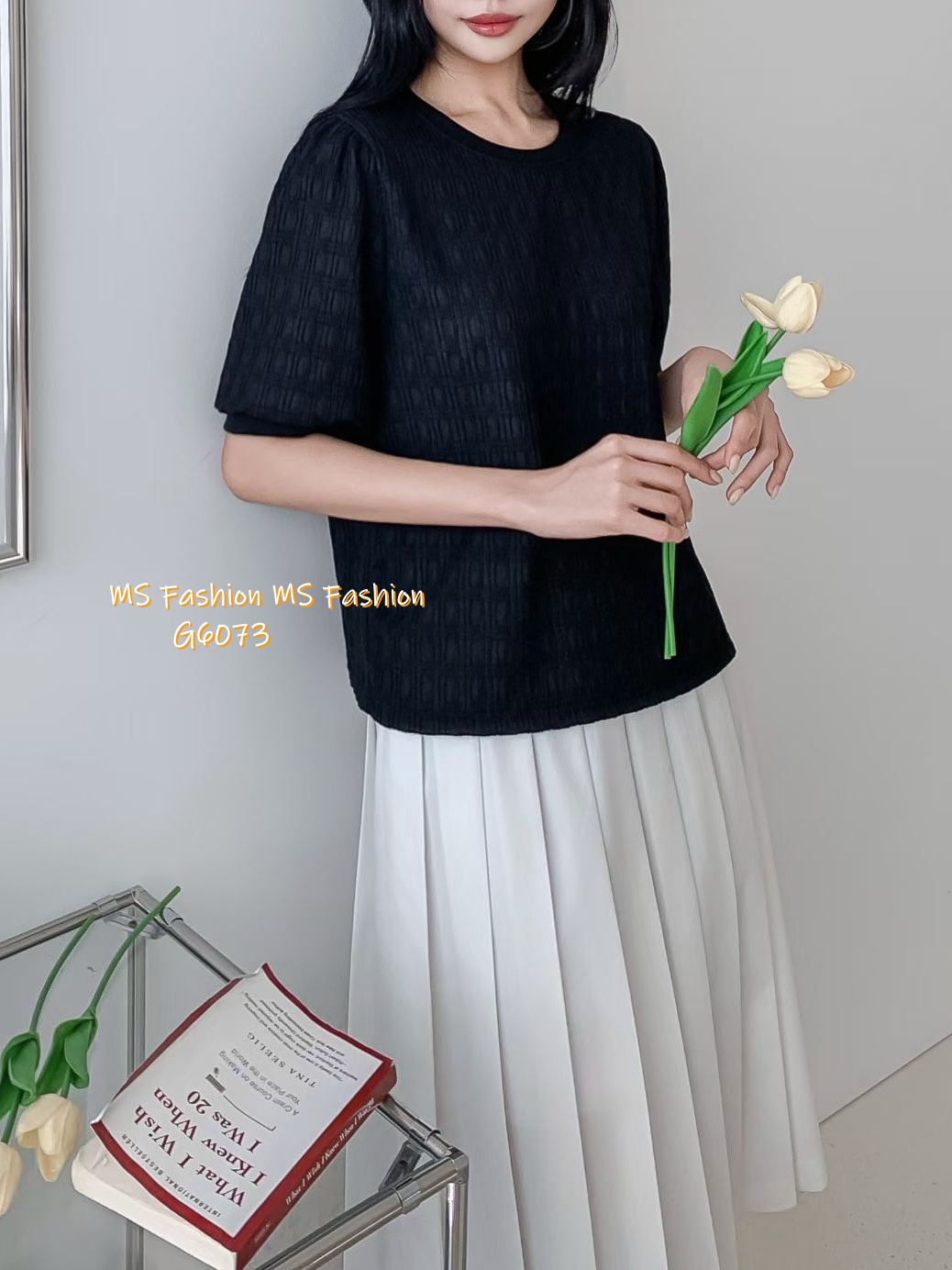 G6073 韓國🇰🇷淨色暗紋top