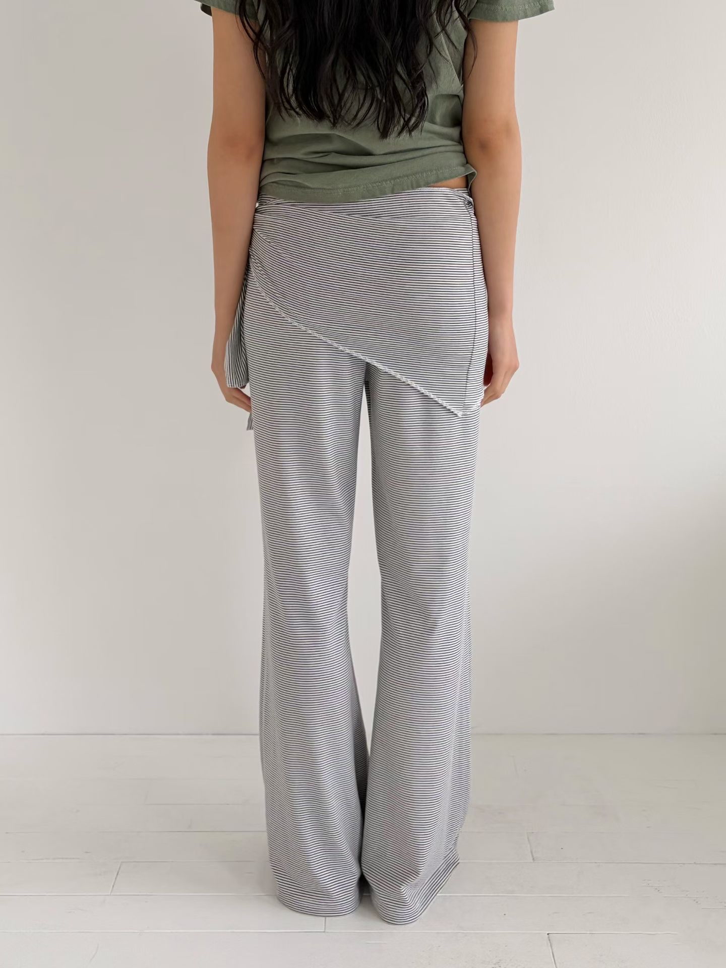 Pants with scarf
