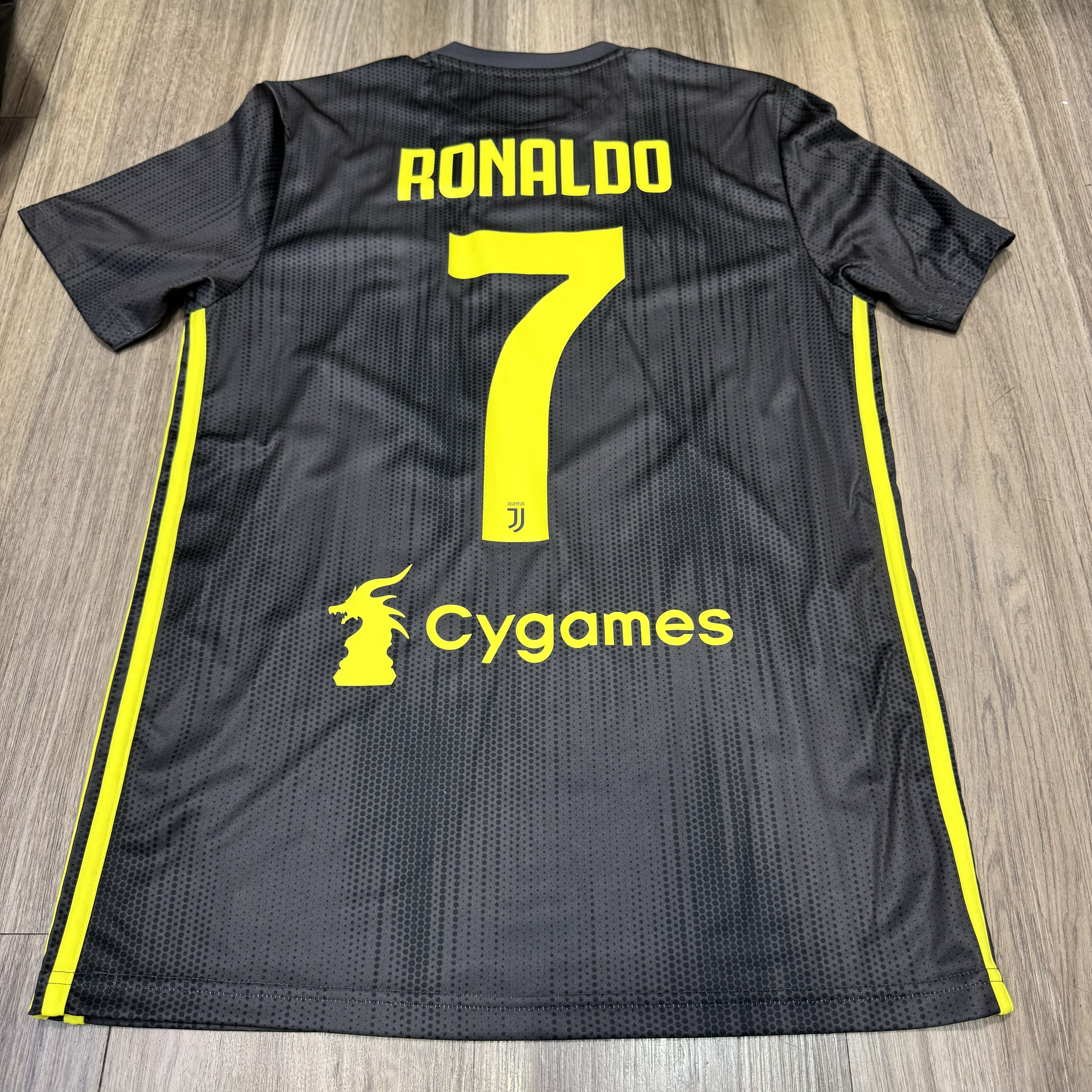 Juventus 18/19 away shirt #7 Ronaldo