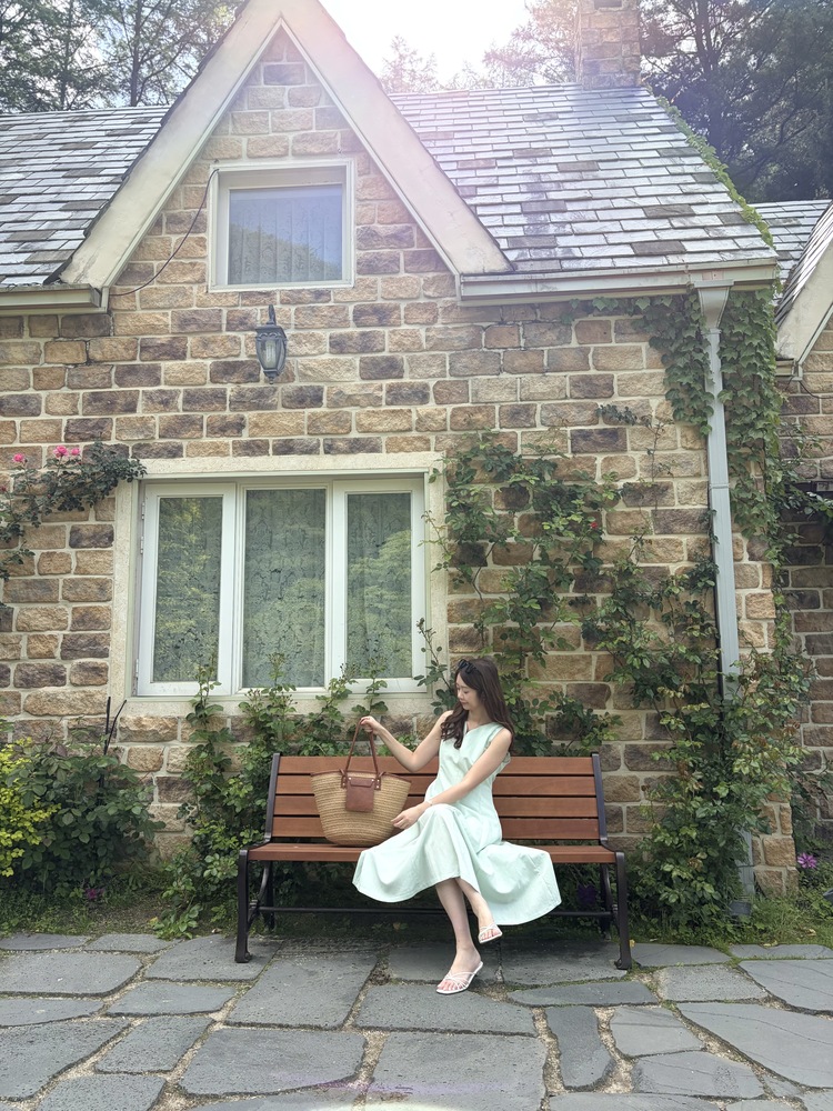 Daphne Flare Dress (Mint)