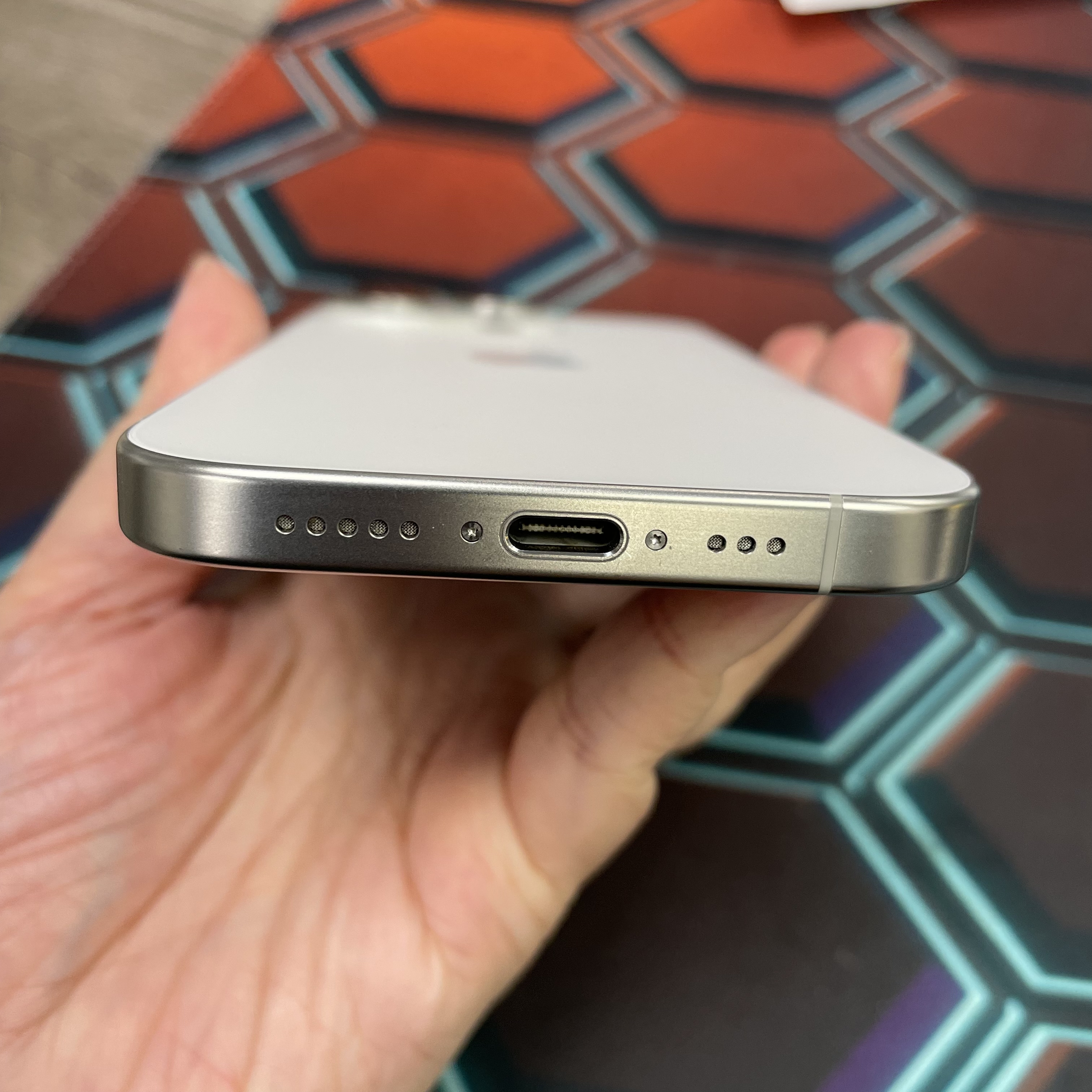 *8411 16 Pro 完美機 512GB 電87 白色 white