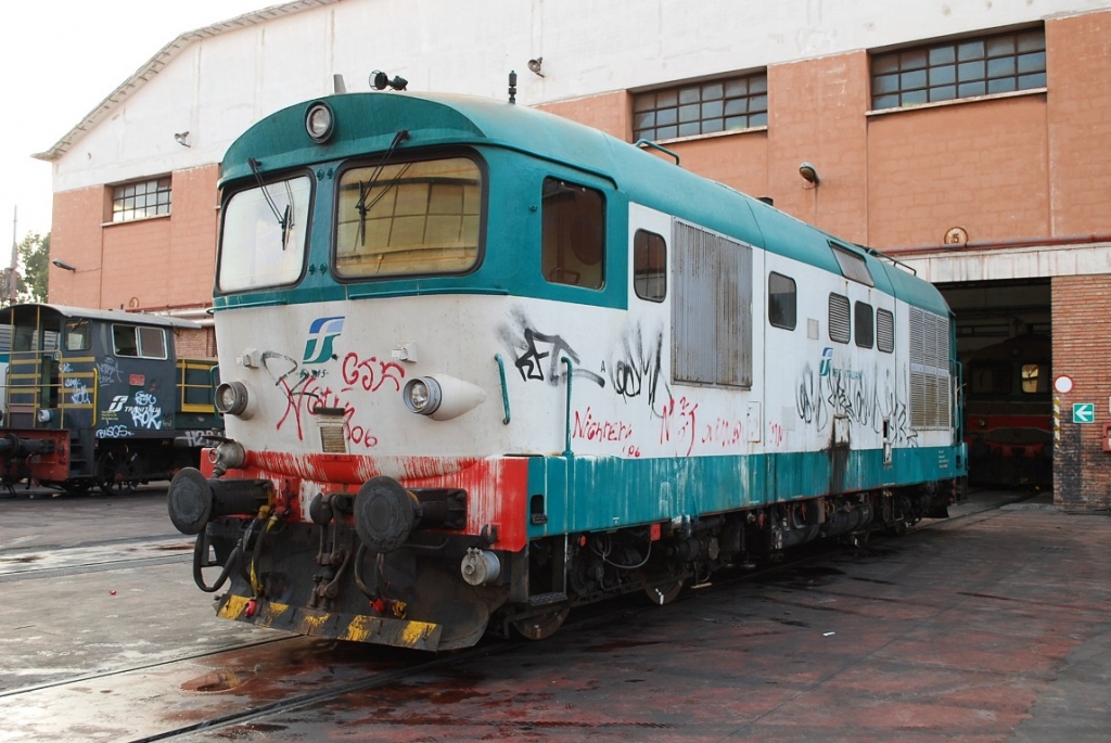  Roco FS D. 345 Diesel locomotive HO D. C. 2-Rail 