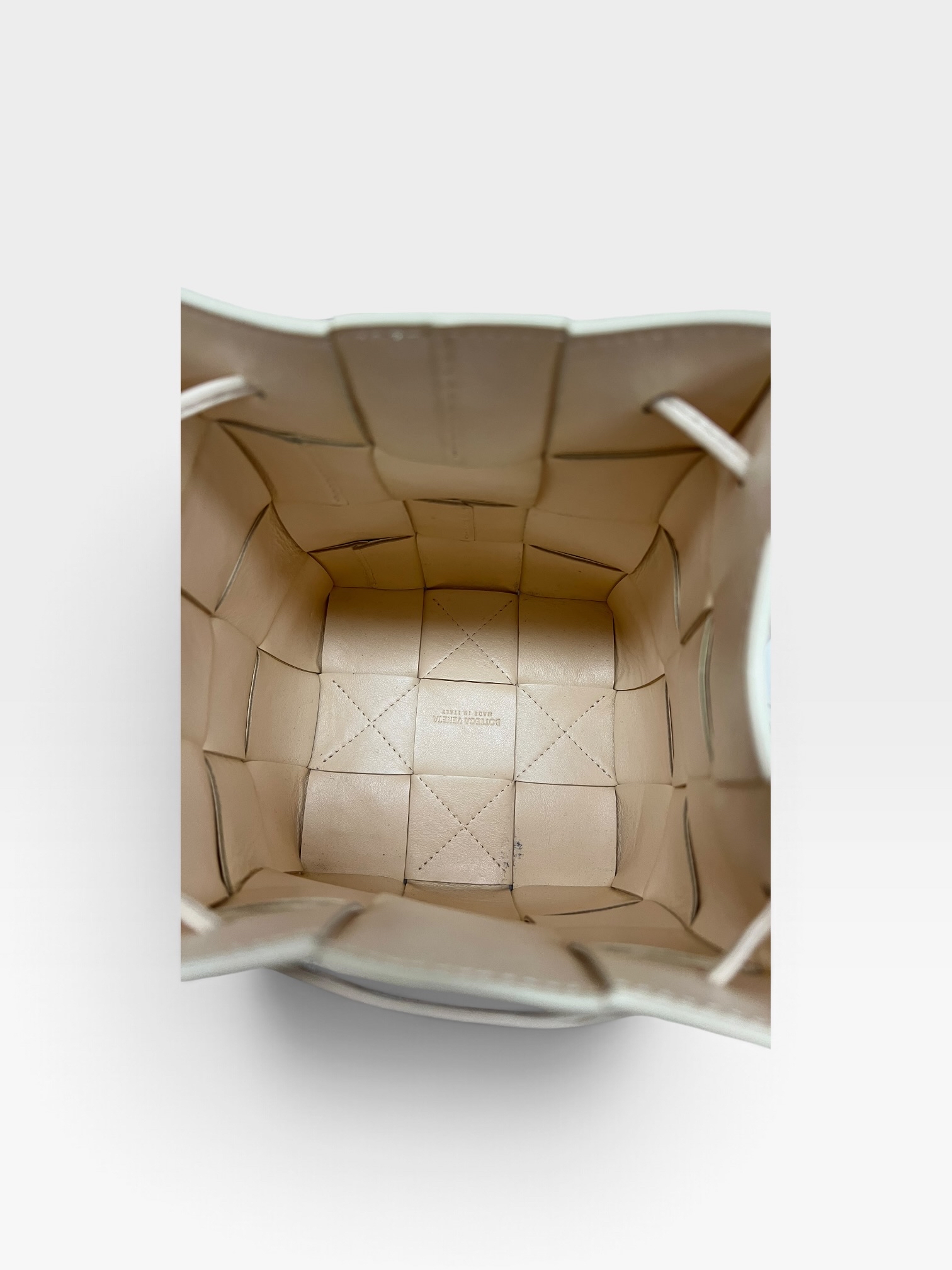 Pre-Owned Bottega Veneta Cassette Bucket /Product Code: 102701