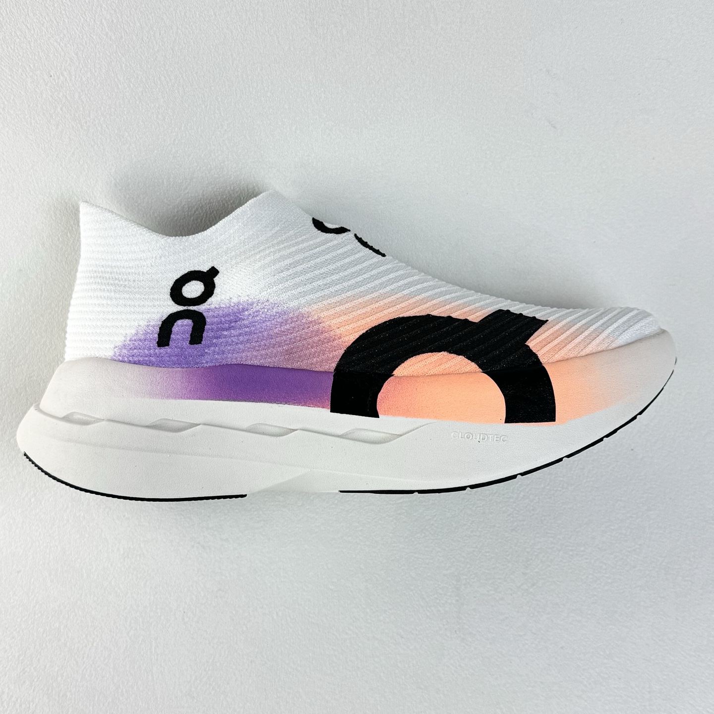 On Cloudboom Strike LS