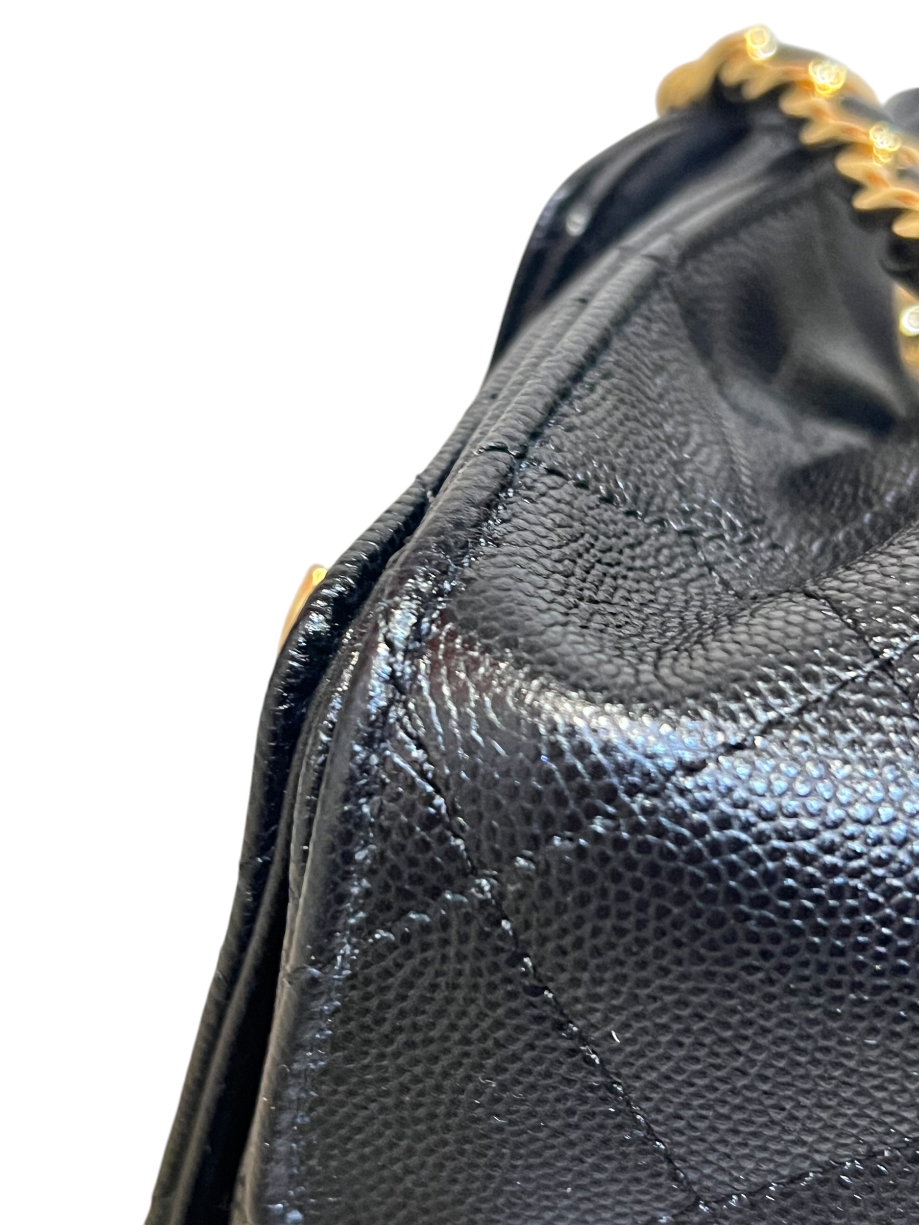 Pre-Owned CHANEL Handbag / Product Code: 26060301