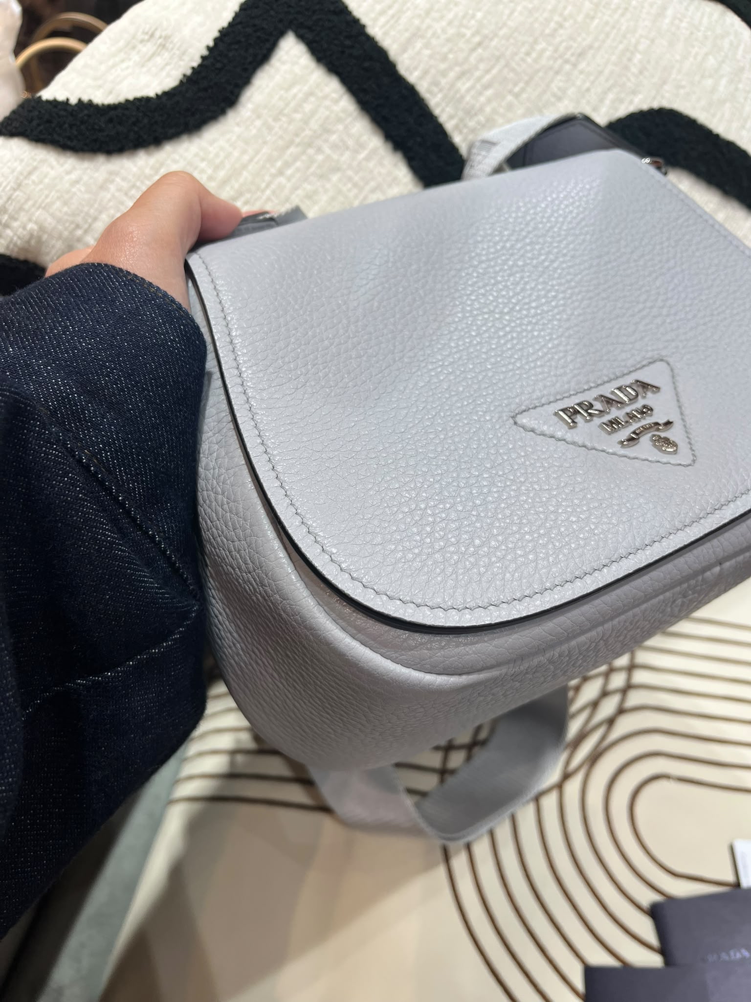PRADA VITELLO POCKET SHOULDER BAG 1BD293 calfskin NFC 100%Authentic ,99%new ✅Coin bag✅dust bag