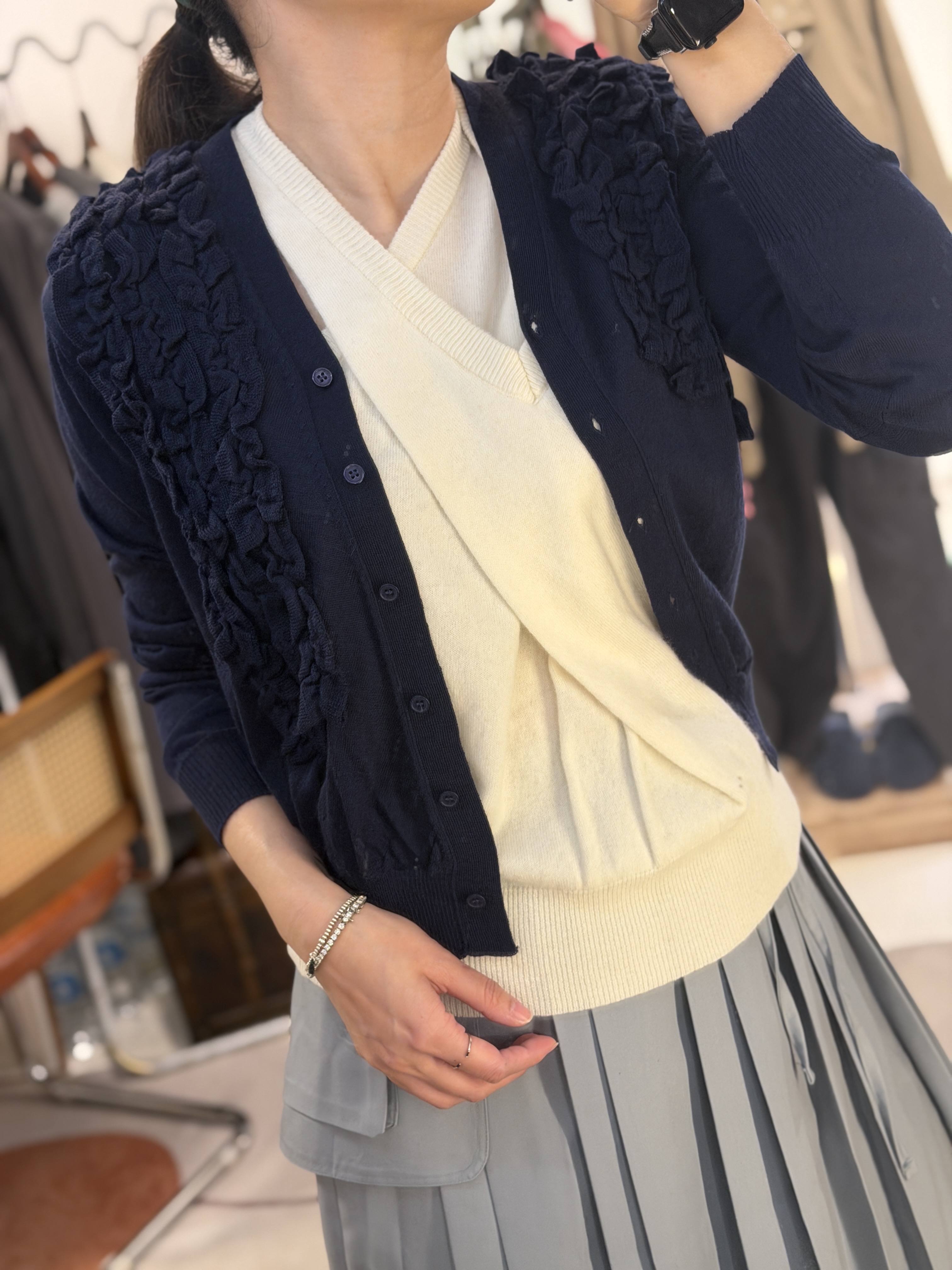 Ruffle details cardigan